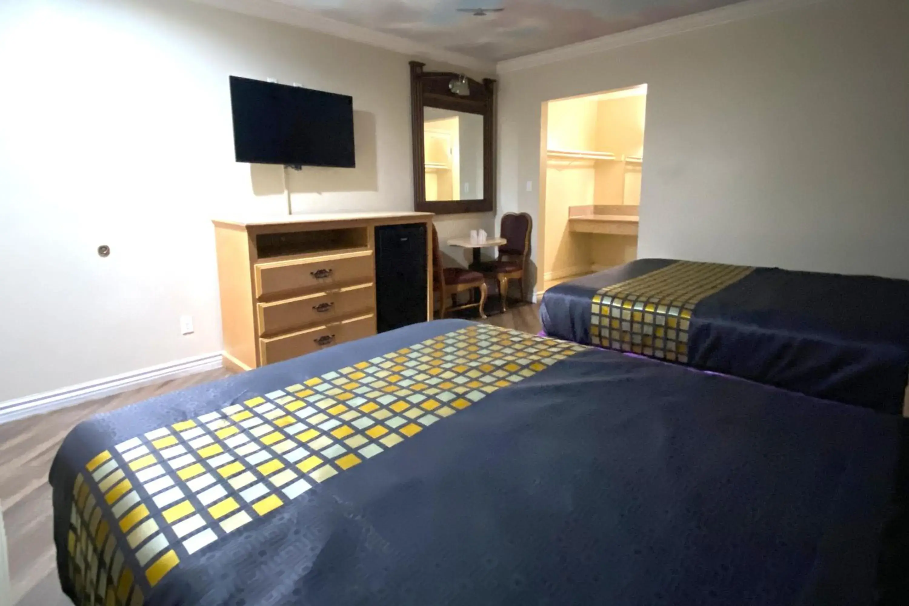 Bedroom, Bed in Robinhood Motel Anaheim West Bedroom, Bed in Robinhood Motel Anaheim West