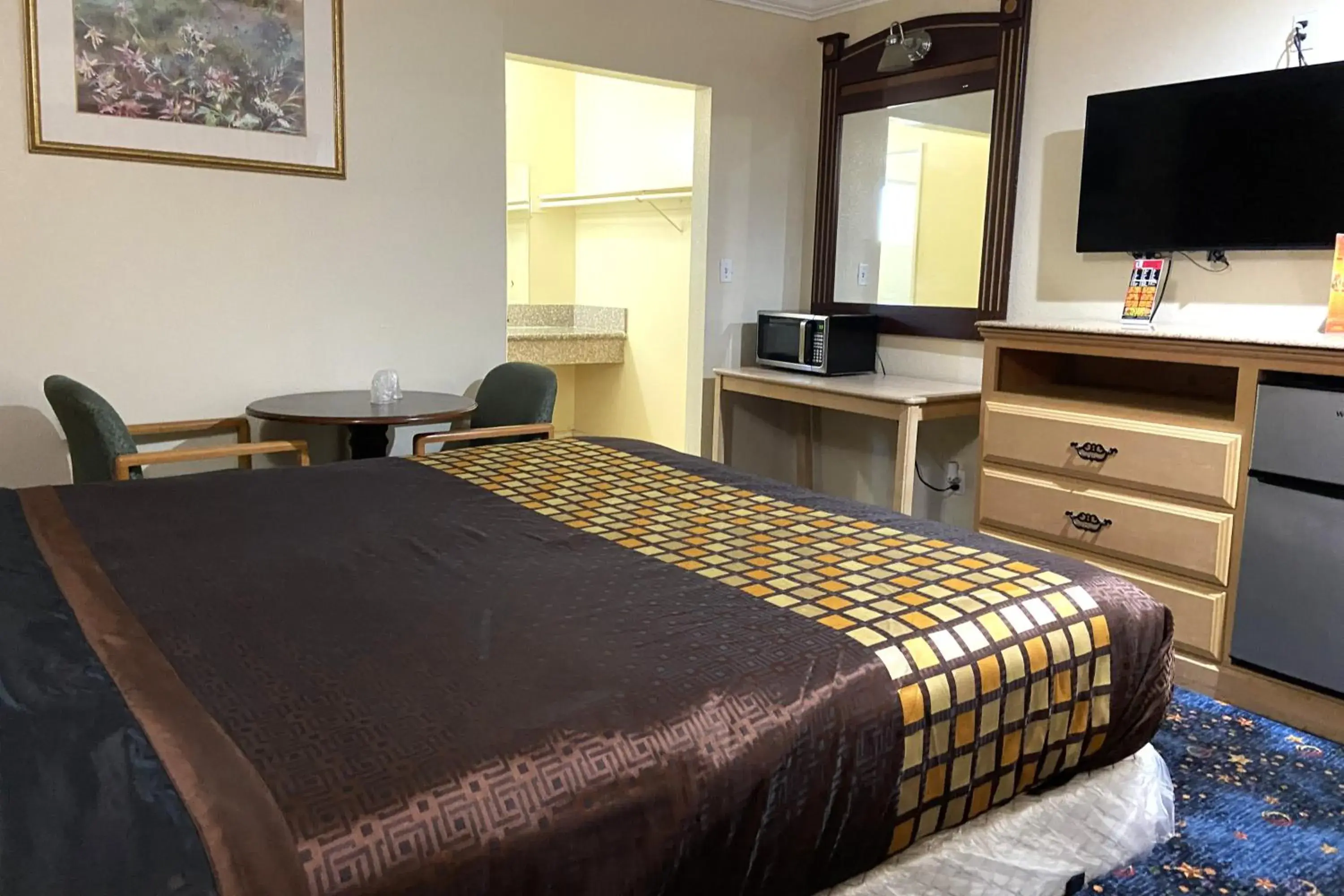 Bedroom in Robinhood Motel Anaheim West Bedroom in Robinhood Motel Anaheim West