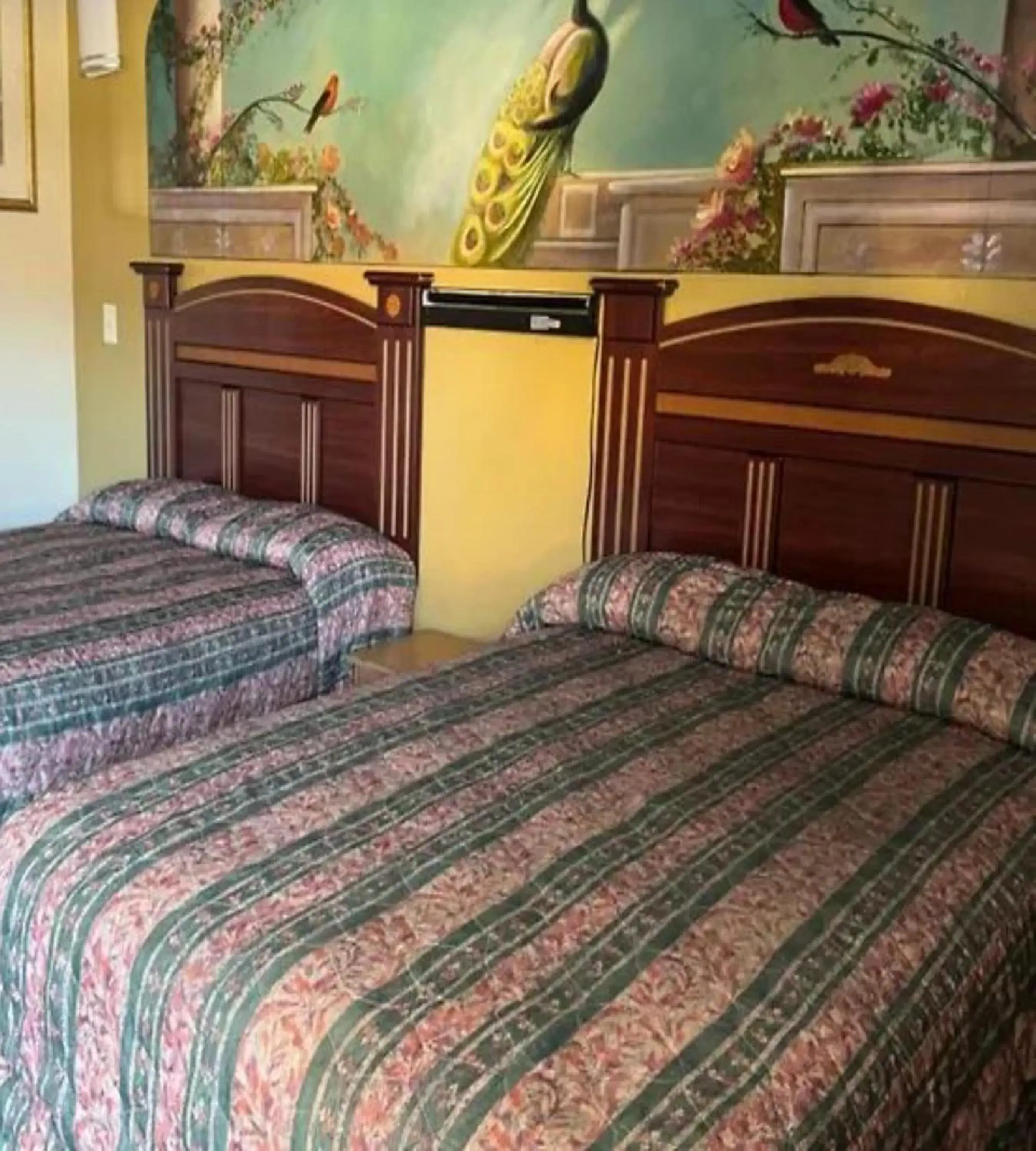 Bedroom, Bed in Robinhood Motel Anaheim West Bedroom, Bed in Robinhood Motel Anaheim West