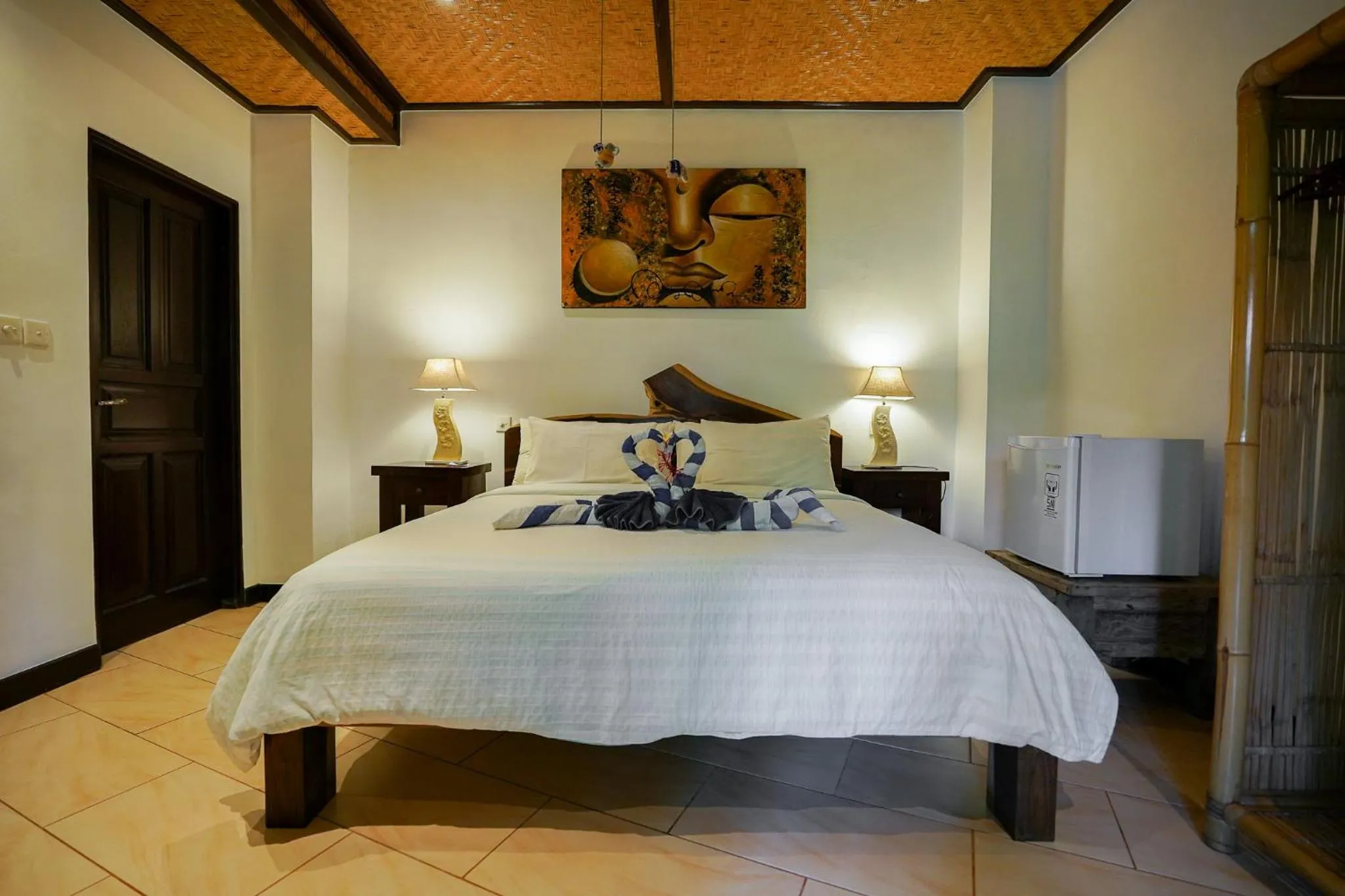 King Suite with Balcony - single occupancy in Istana Balian - Boutique Hotel Resort