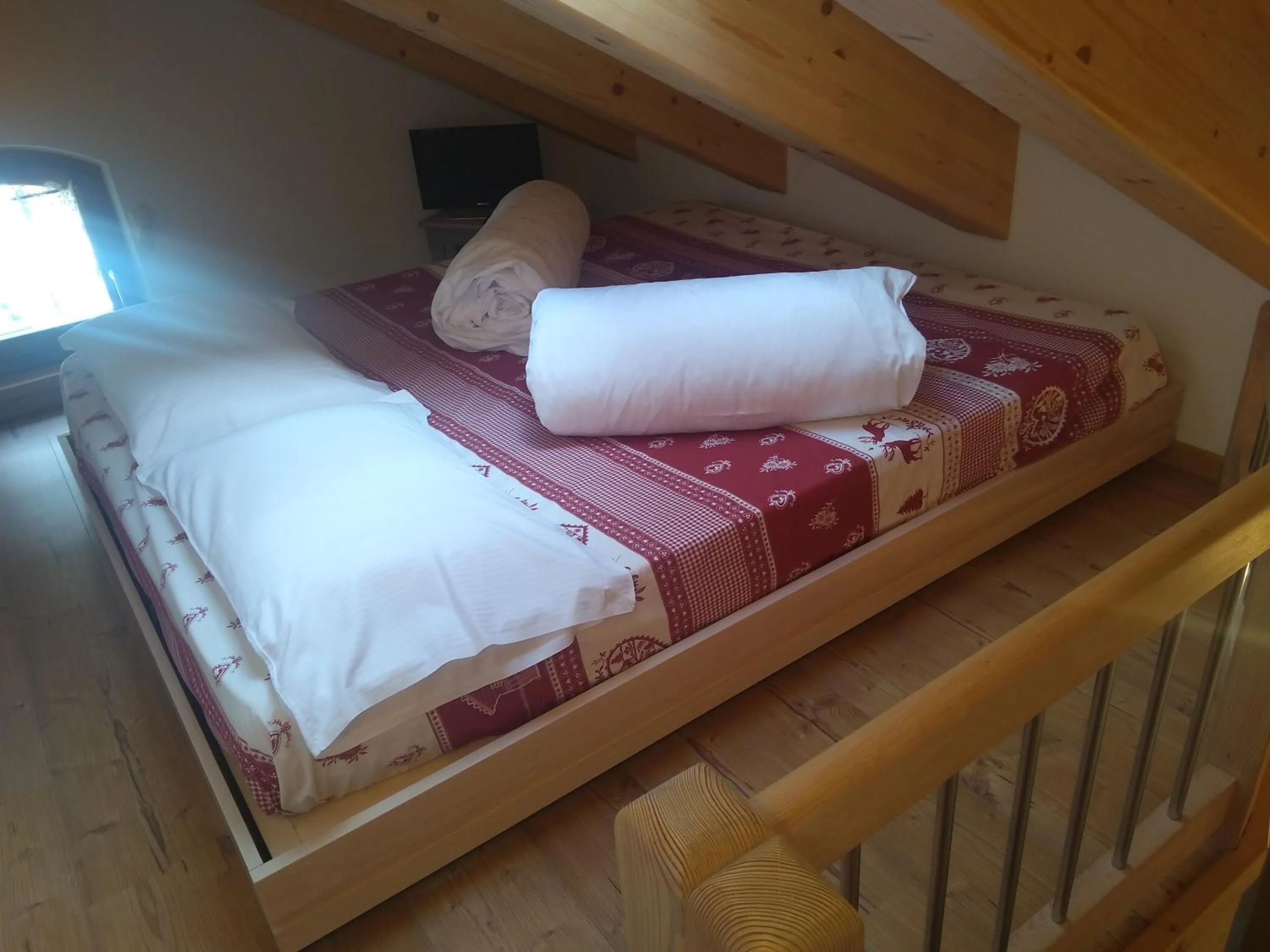 Bed in Cianbolpin Guesthouse