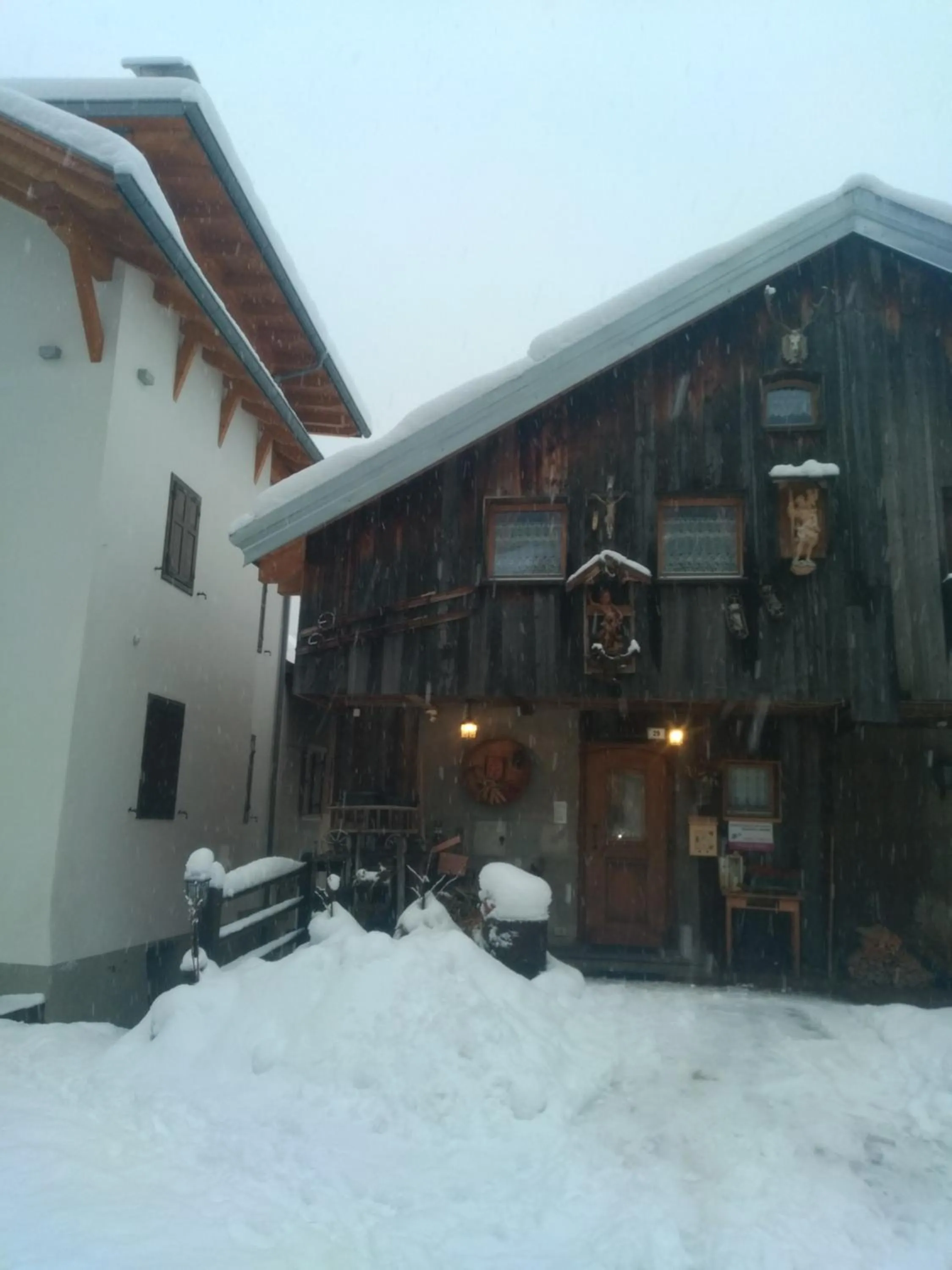 Facade/entrance in Cianbolpin Guesthouse