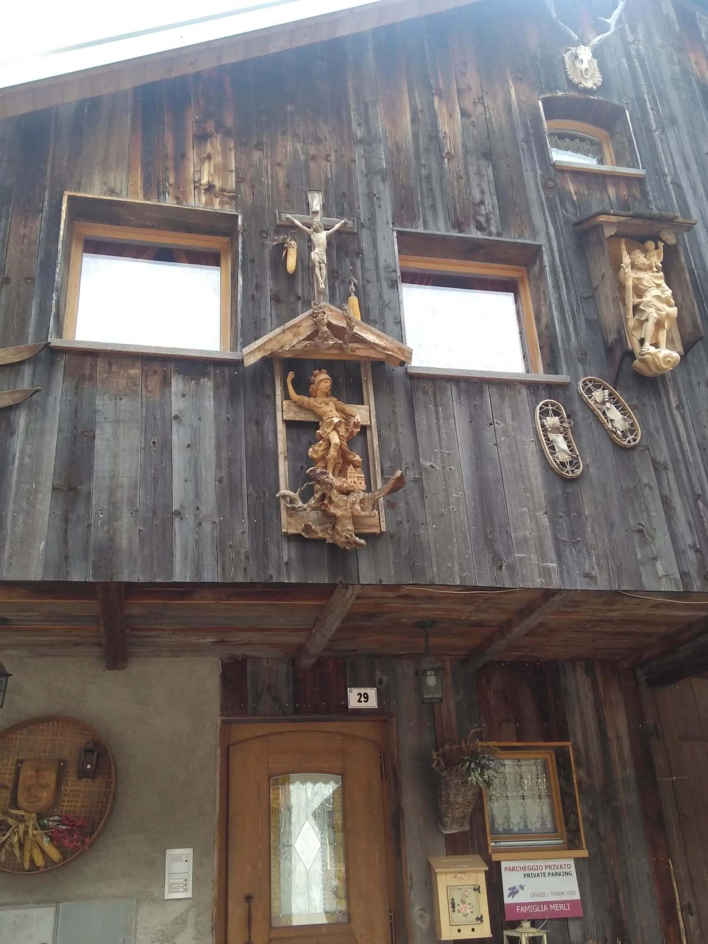Facade/entrance in Cianbolpin Guesthouse