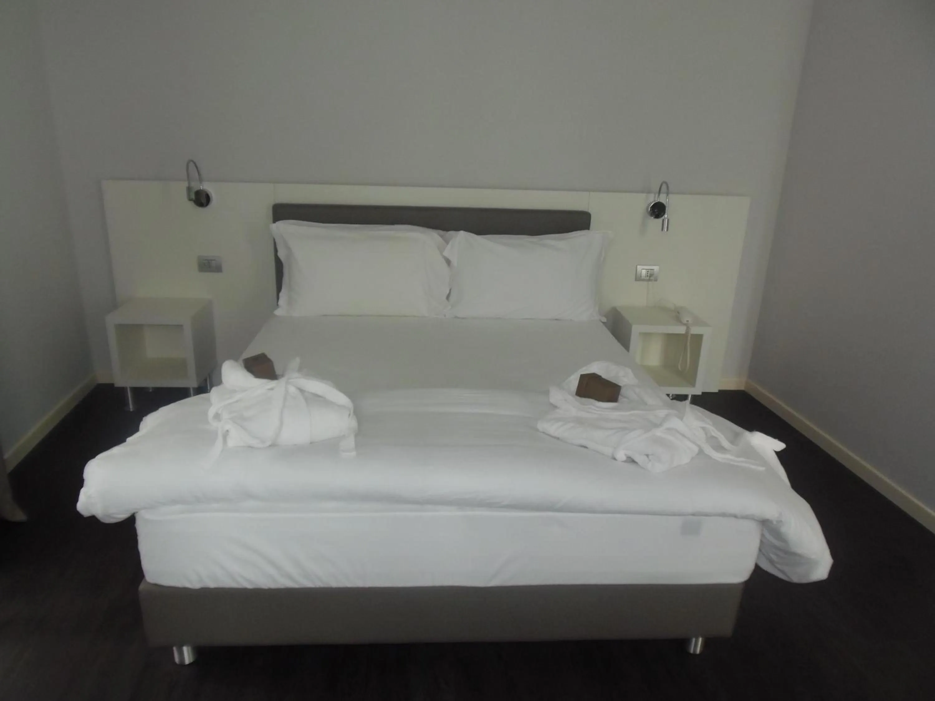 Bed in Albergo Dongo