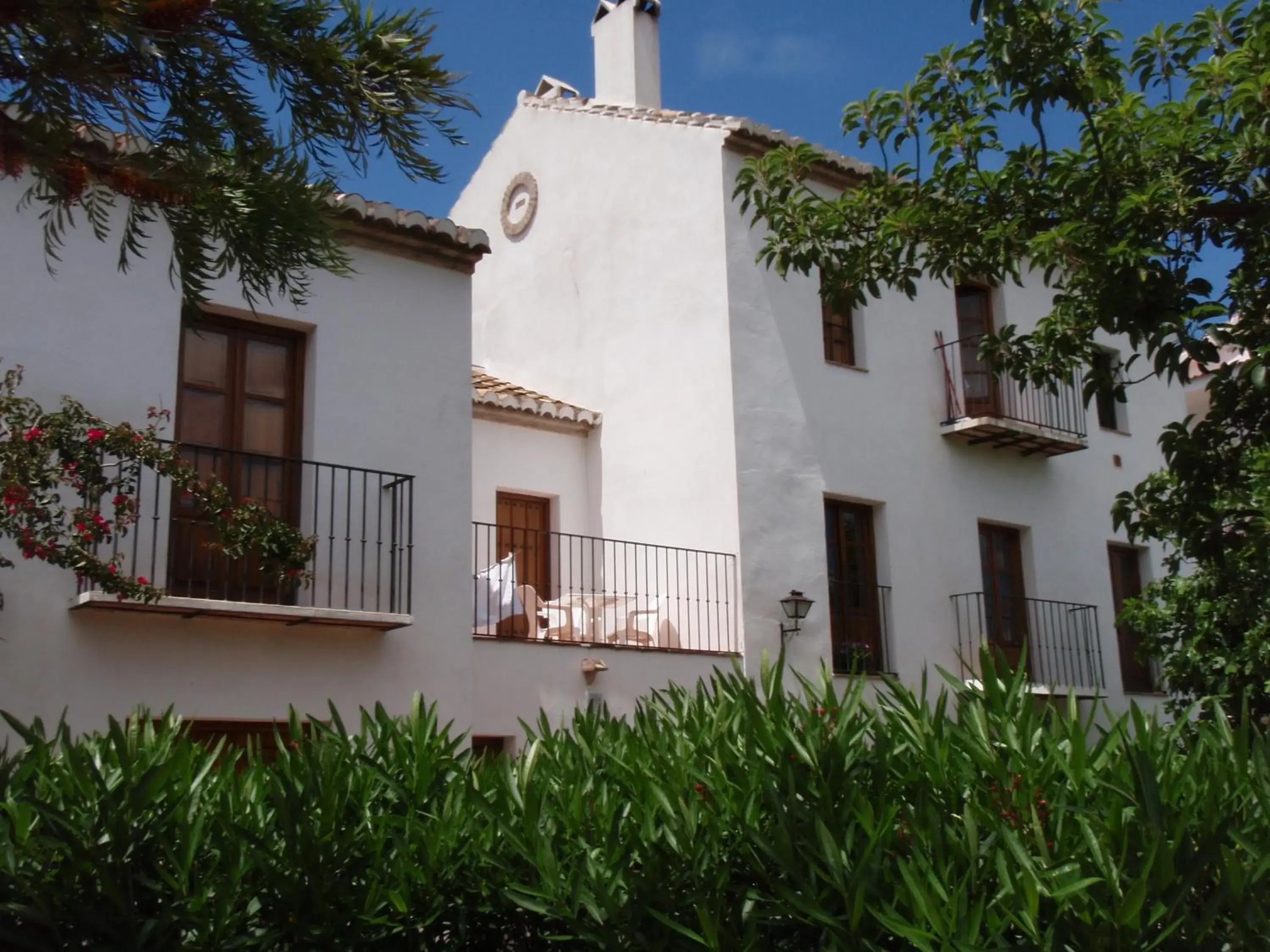 Casa de la Fuente Casa de la Fuente