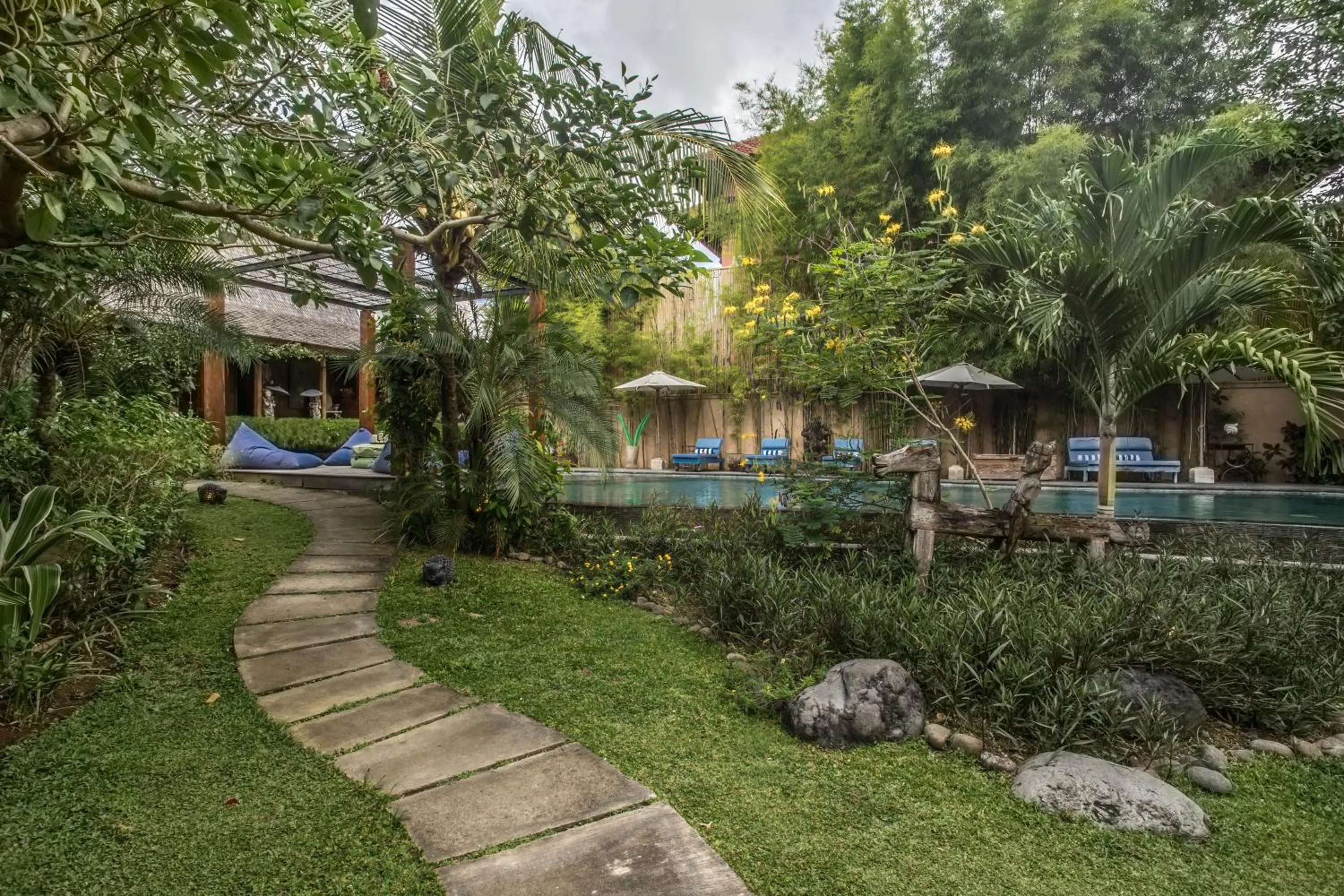 Patio in Wayang Retreat