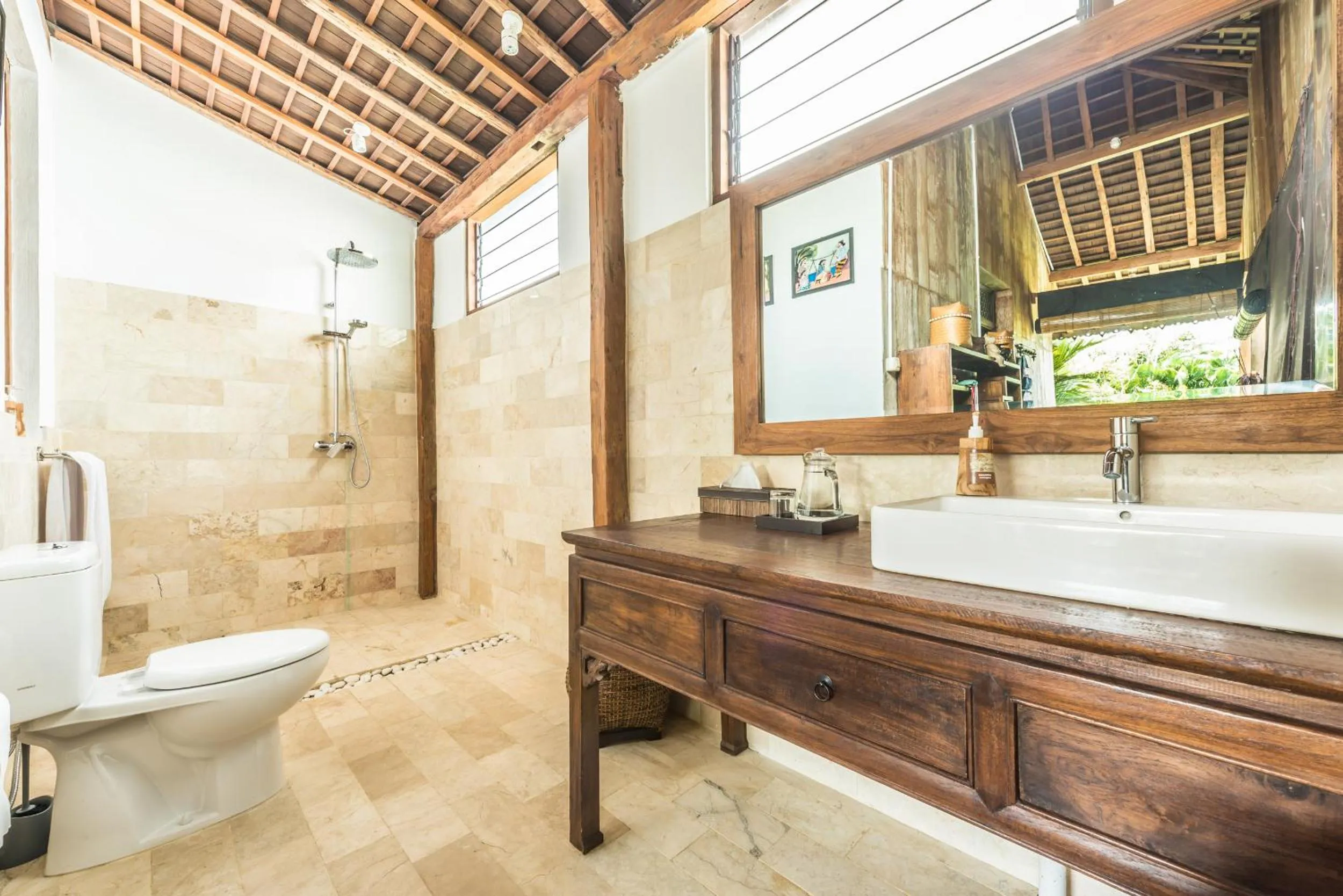 Bathroom in Wayang Retreat