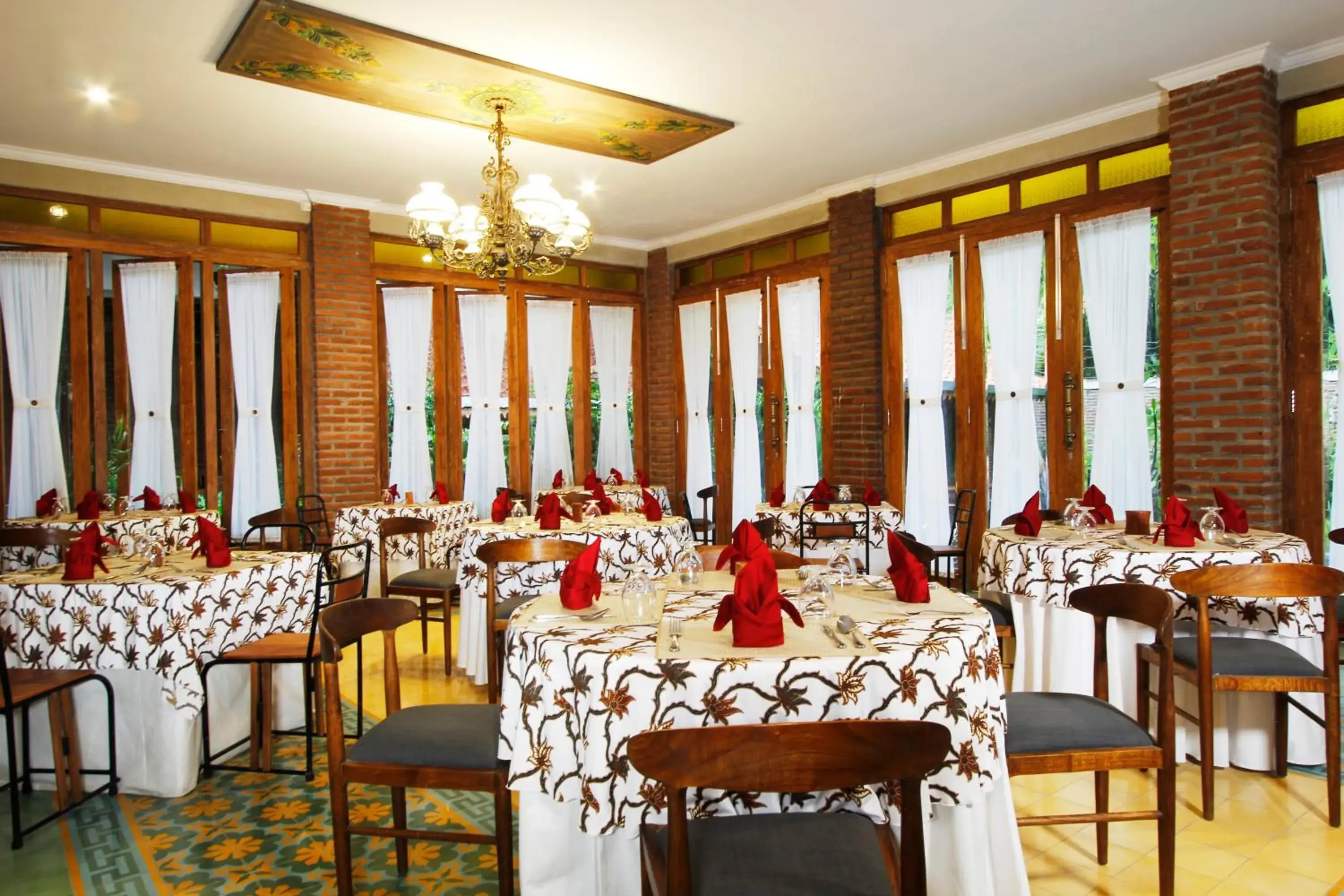 Restaurant/places to eat in Joglo Mandapa Boutique Hotel Restaurant/places to eat in Joglo Mandapa Boutique Hotel