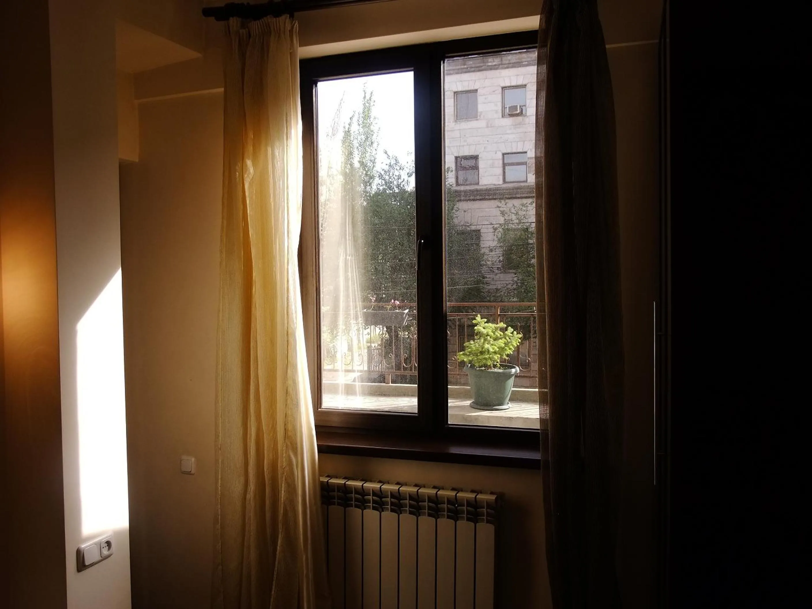 Bedroom in Yerevan center apartment 5A