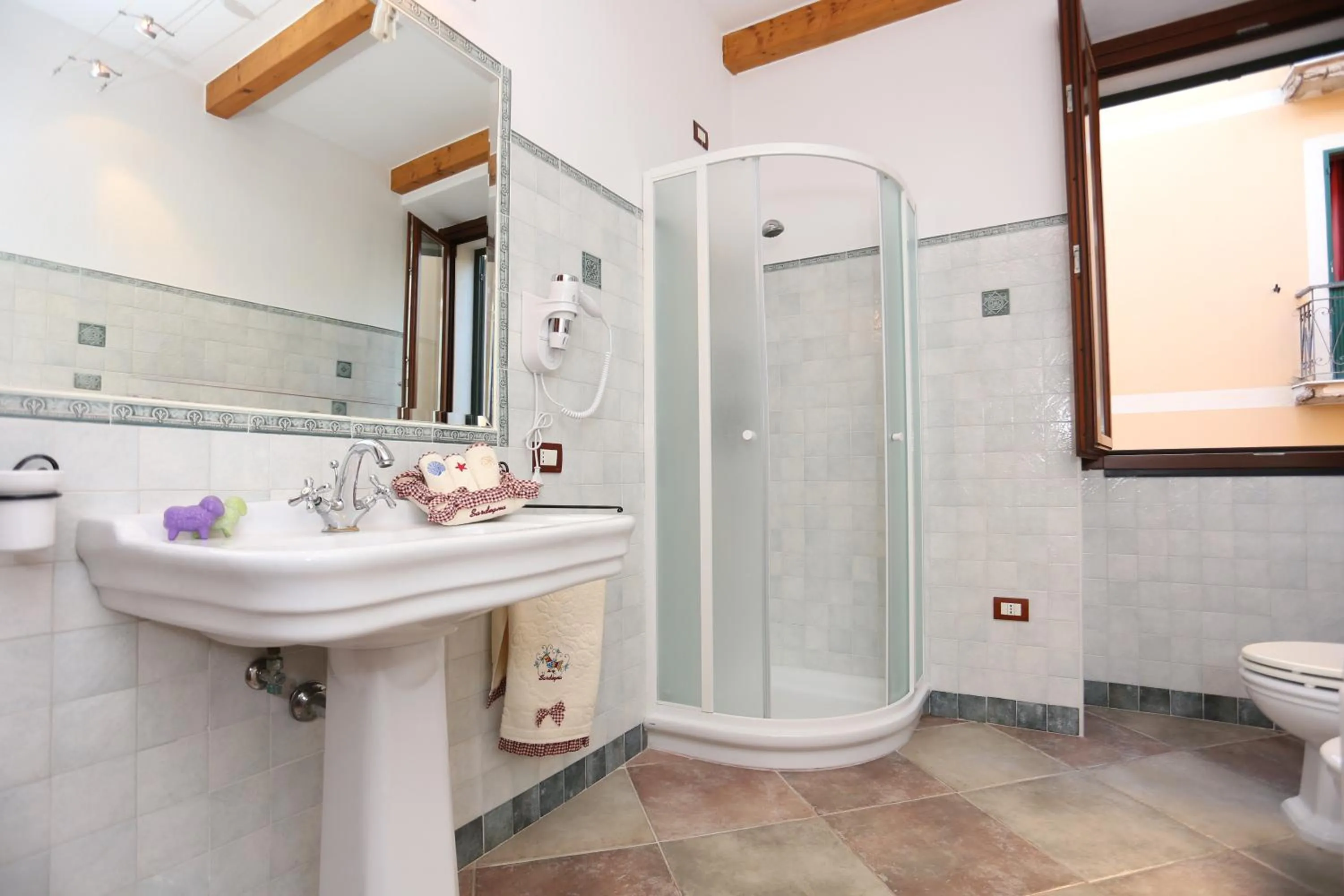 Bathroom in Palau De Rosa