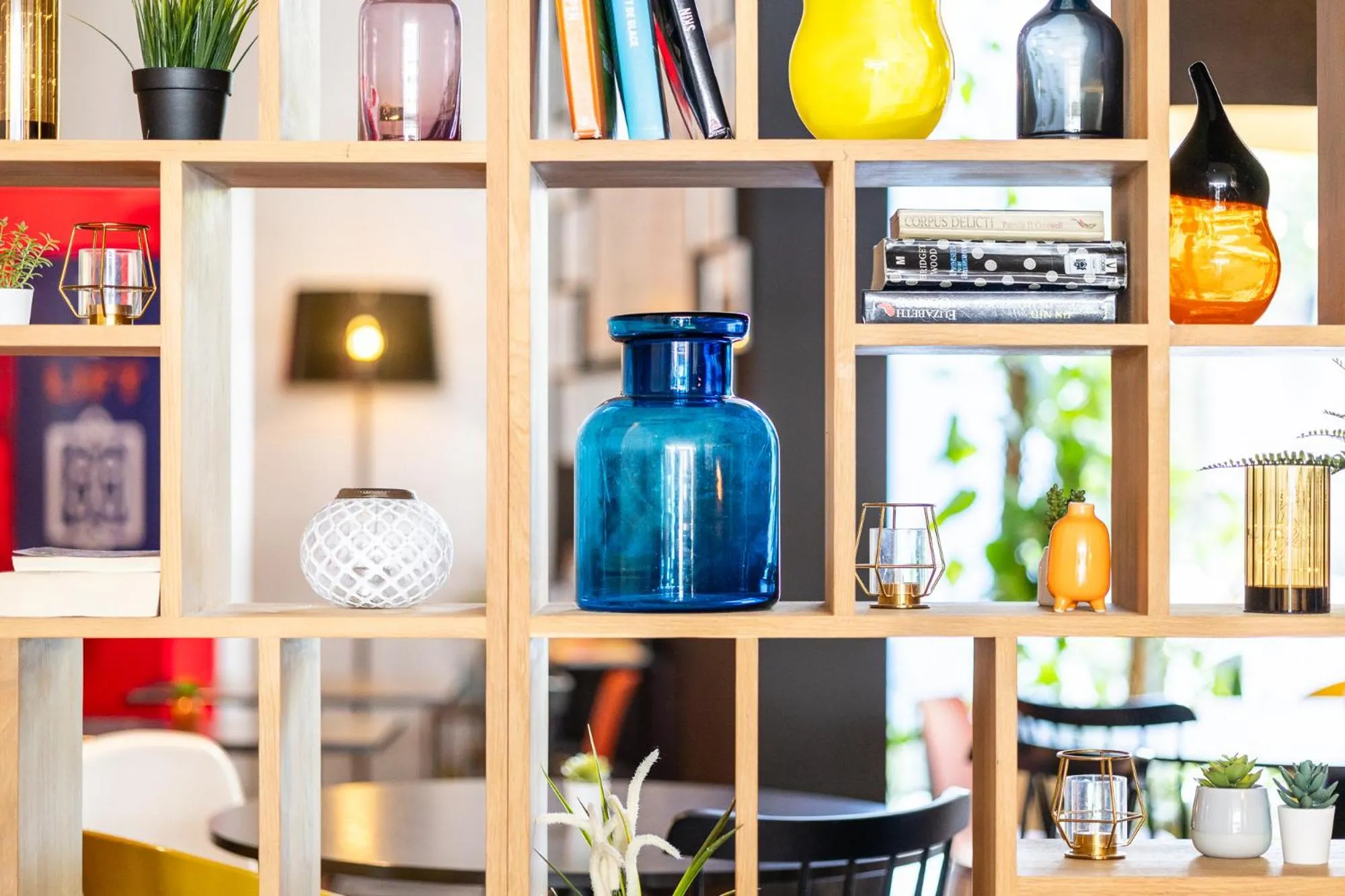 Lobby or reception in Holiday Inn Express Mechelen City Centre by IHG