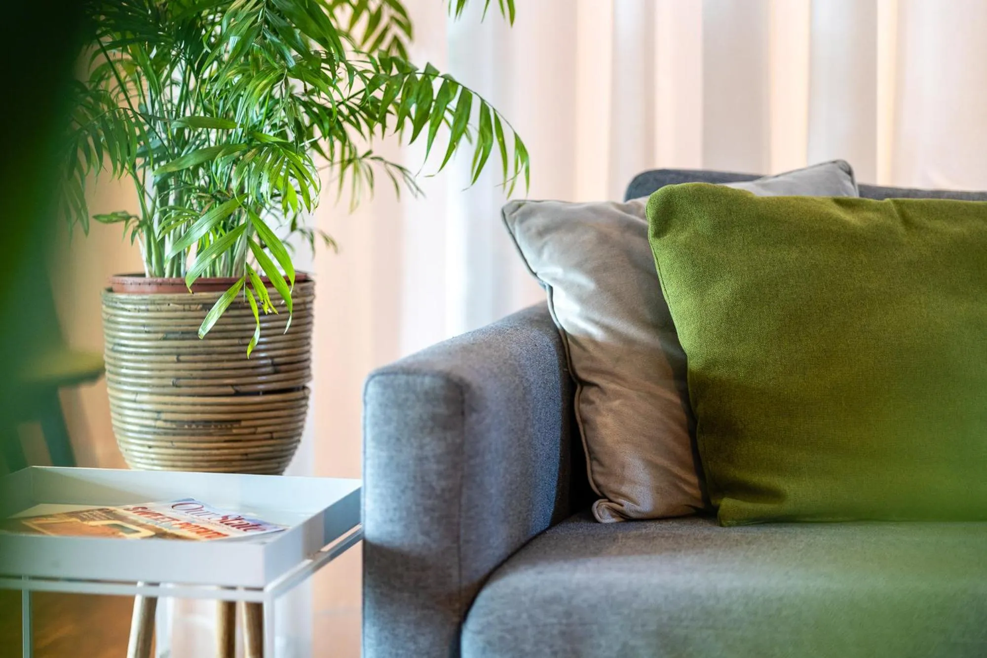 Lobby or reception in Holiday Inn Express Mechelen City Centre by IHG