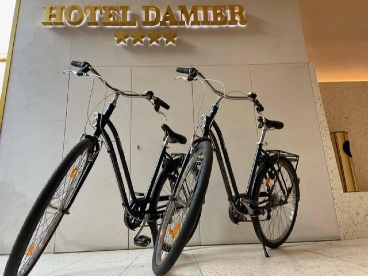 Cycling in Hotel Damier Kortrijk