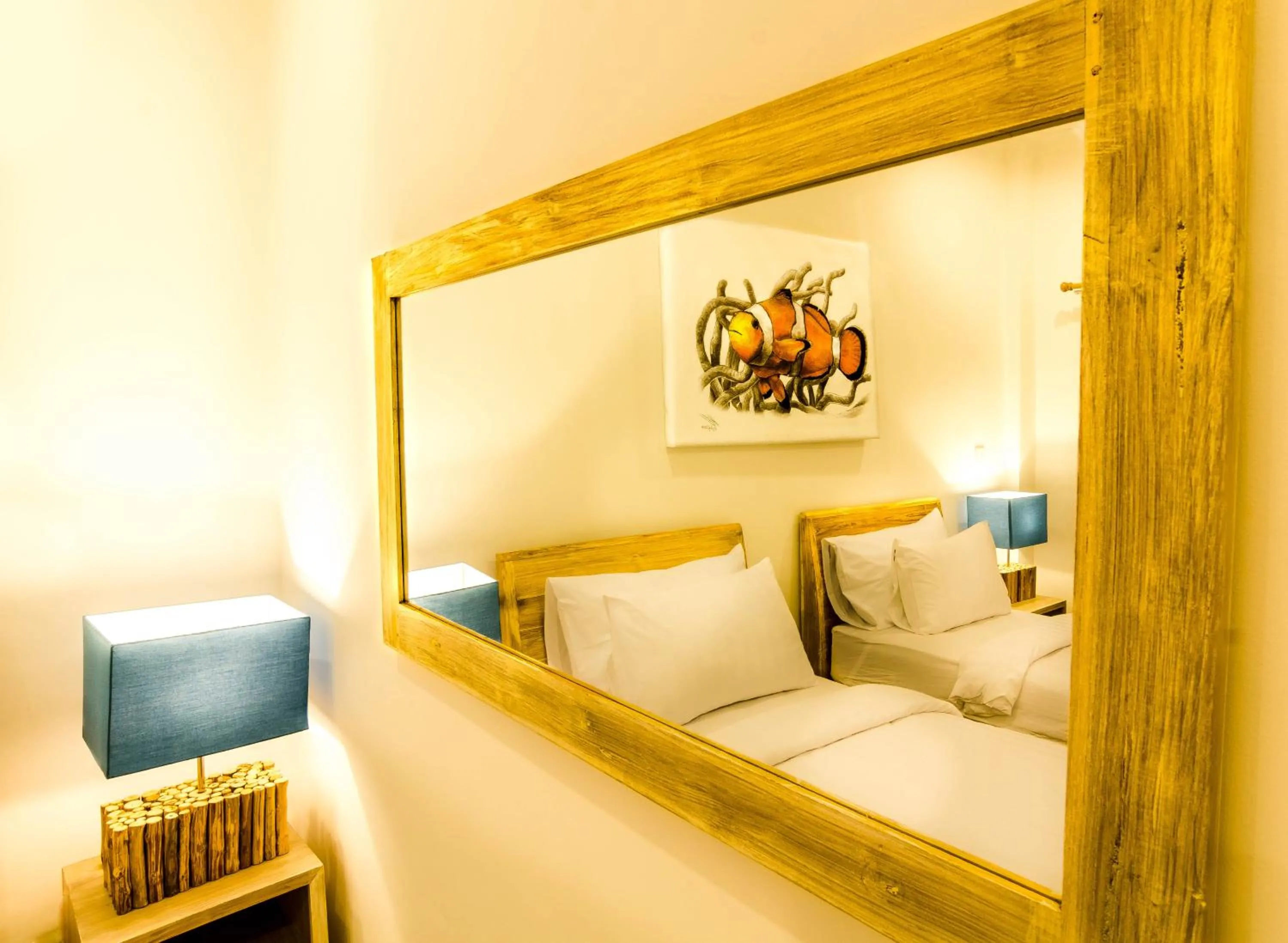 Photo of the whole room, Bed in Blue Marlin Dive Resort Trawangan