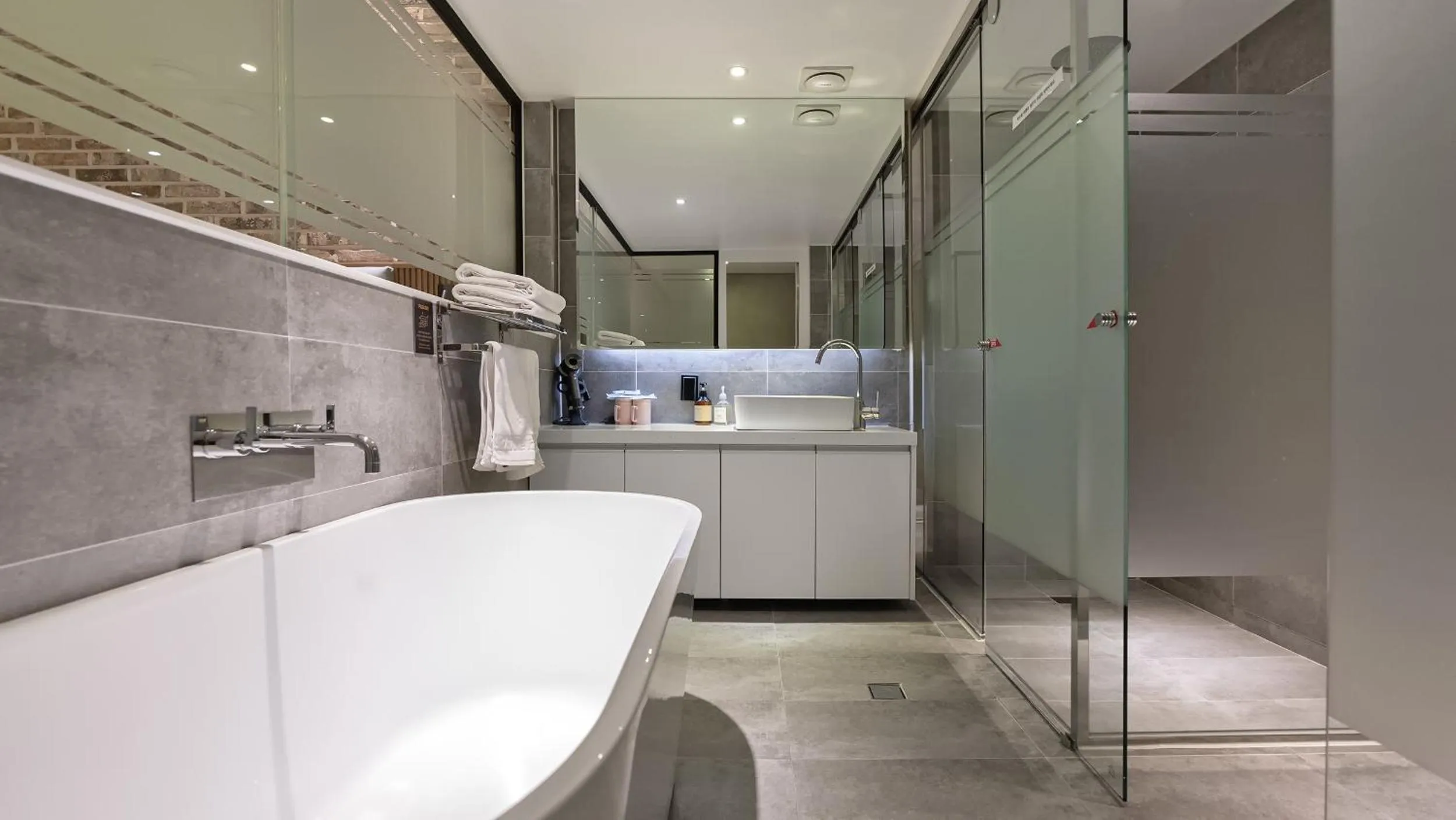 Hotel Schweizer Dorf Cheonan