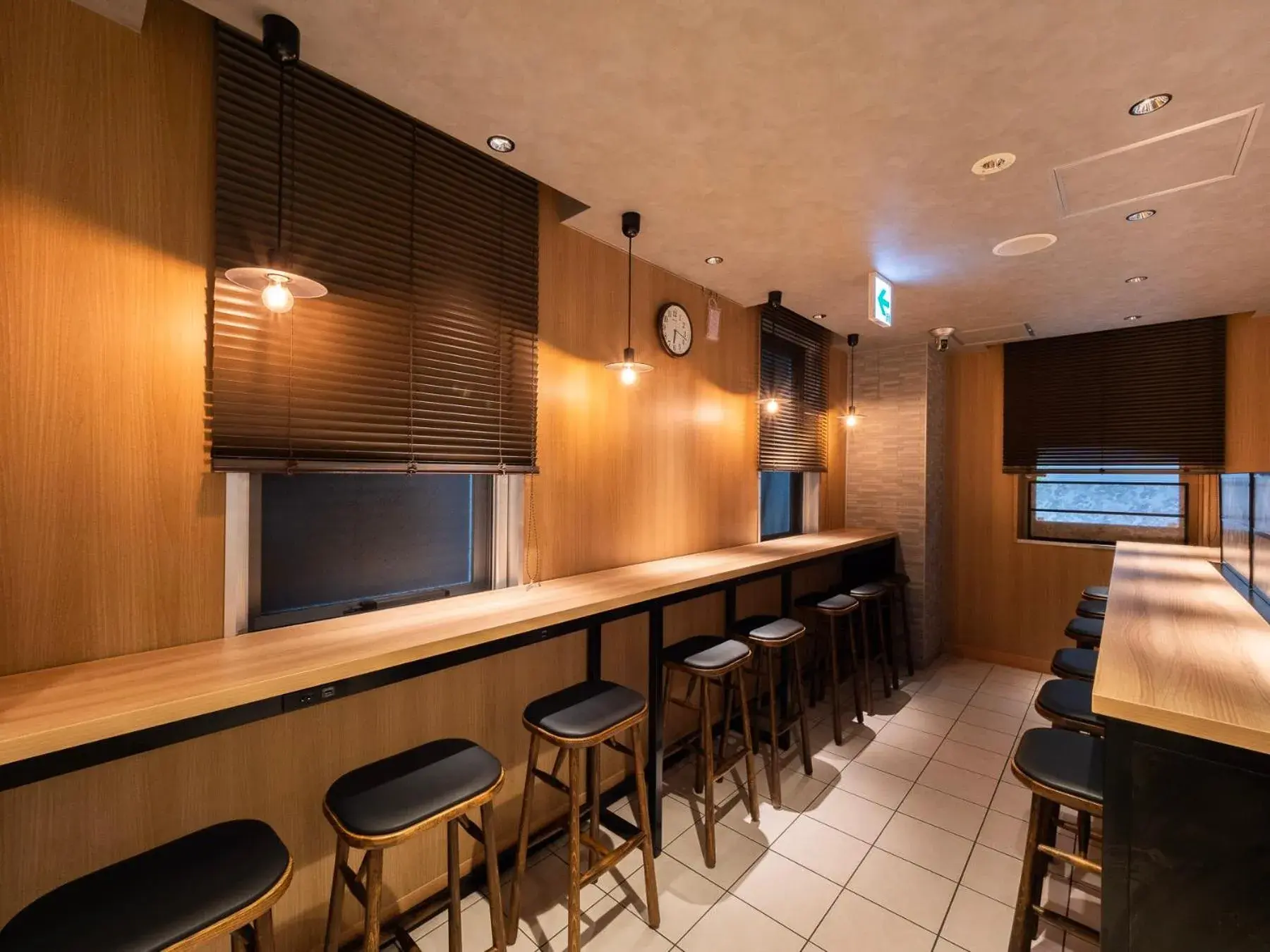 Lounge or bar in Super Hotel Ueno-Okachimachi Lounge or bar in Super Hotel Ueno-Okachimachi