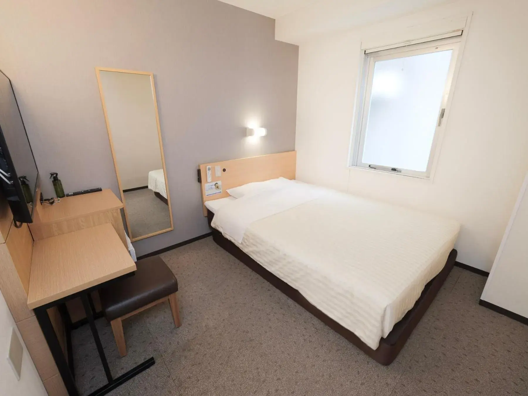 Bed in Super Hotel Ueno-Okachimachi Bed in Super Hotel Ueno-Okachimachi