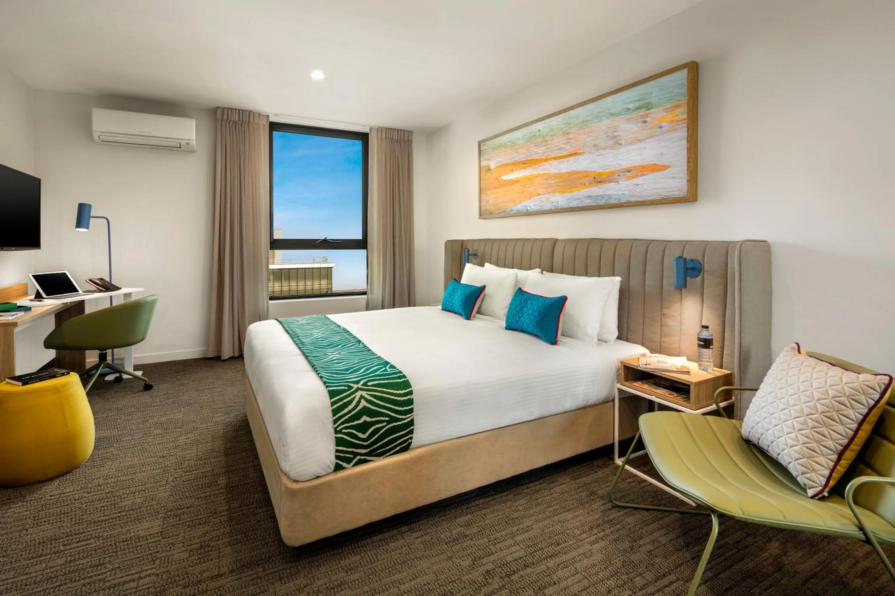 Photo of the whole room, Bed in Quest Dandenong Central