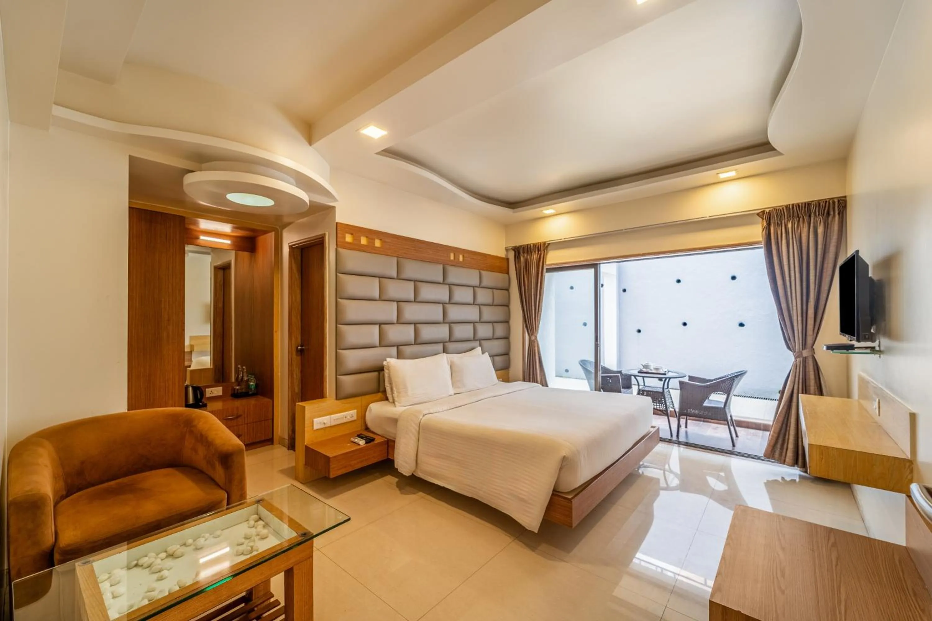 Bed in Sterling Panchgani