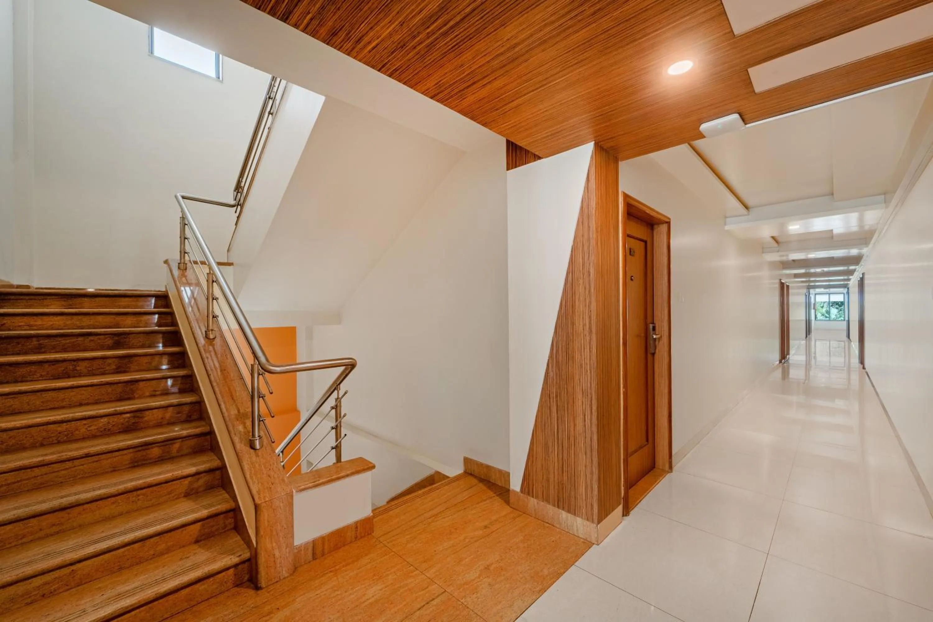 Property building in Sterling Panchgani