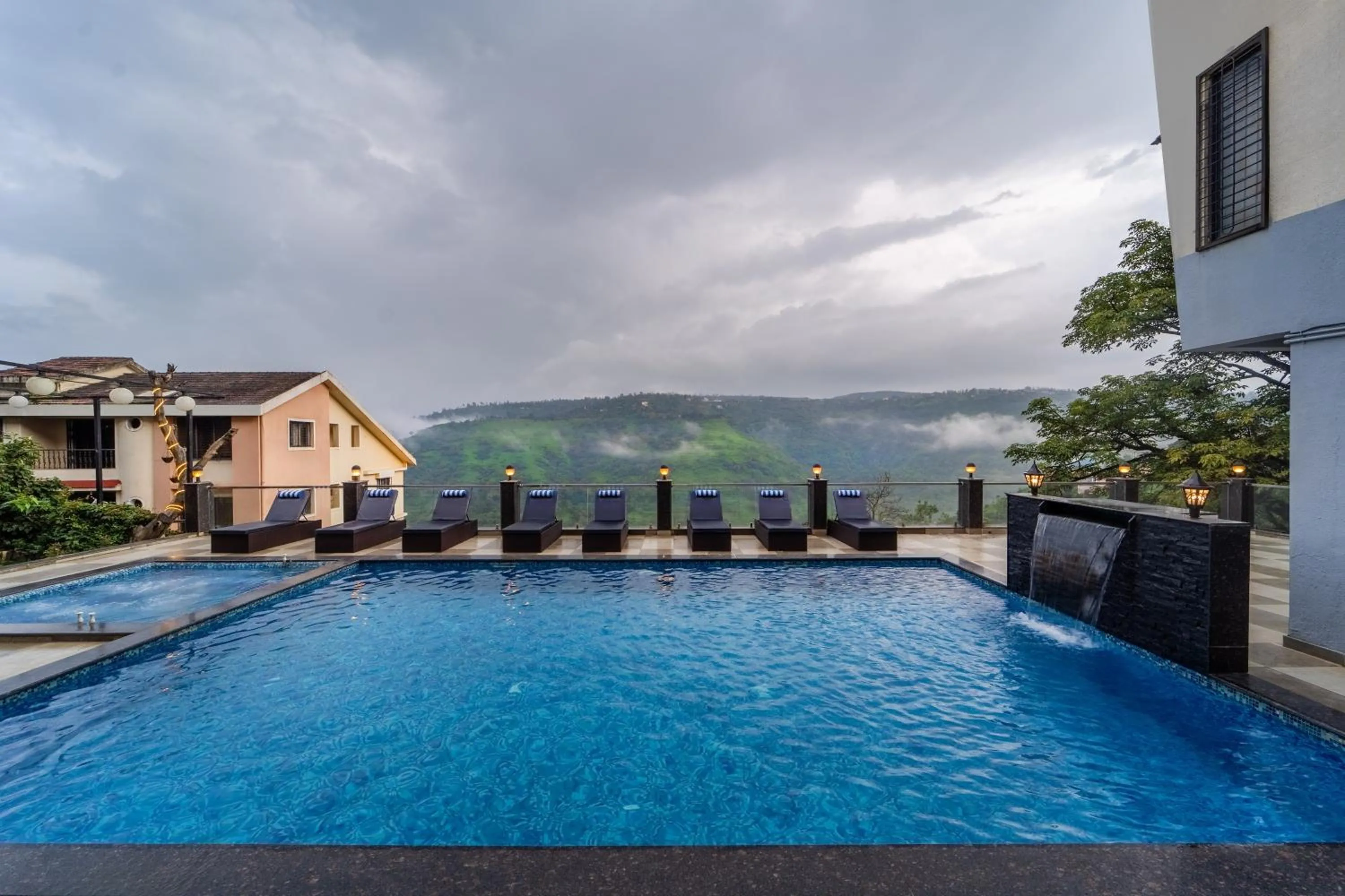 Swimming pool in Sterling Panchgani