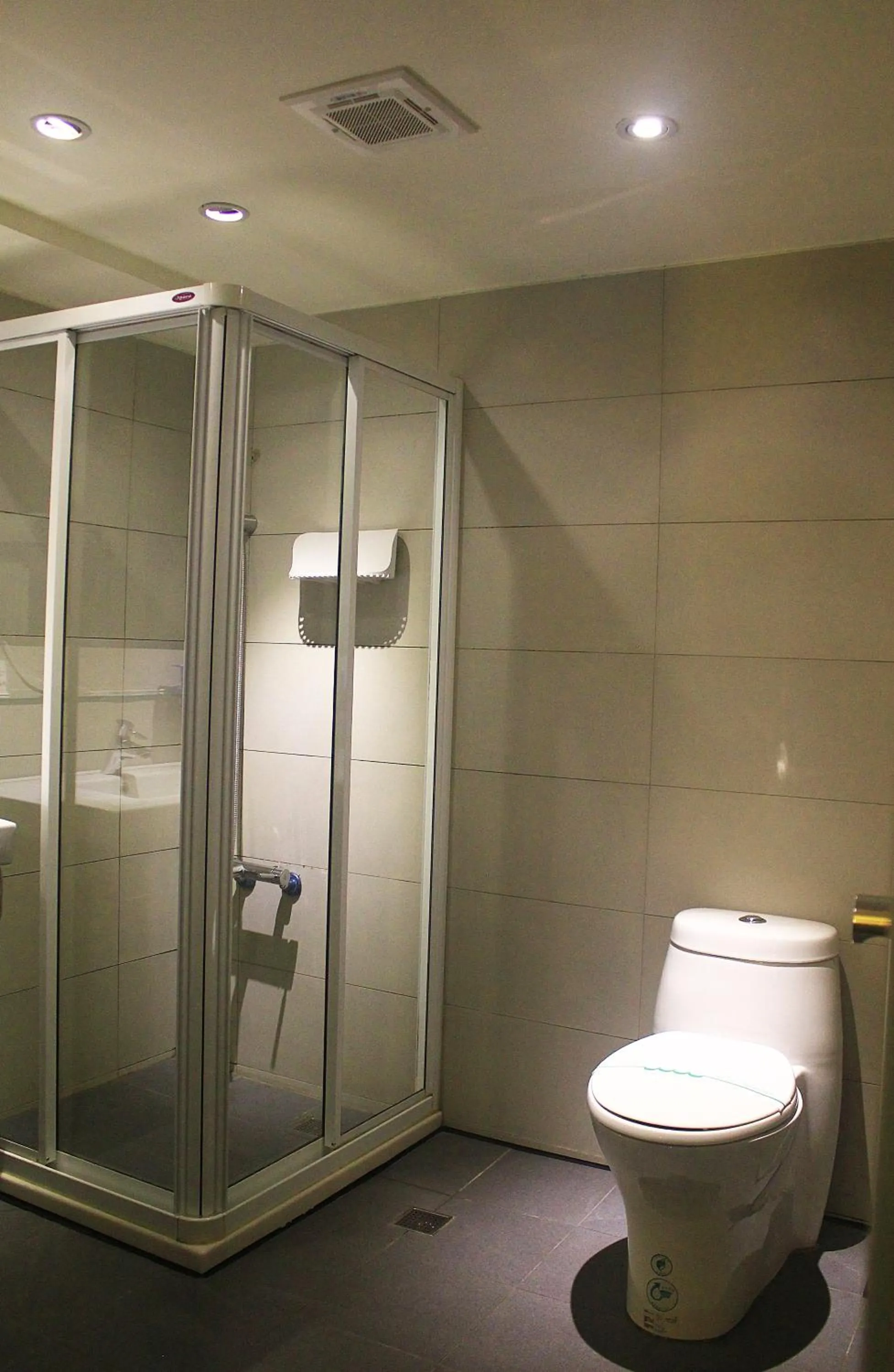 Bathroom in River Hotel