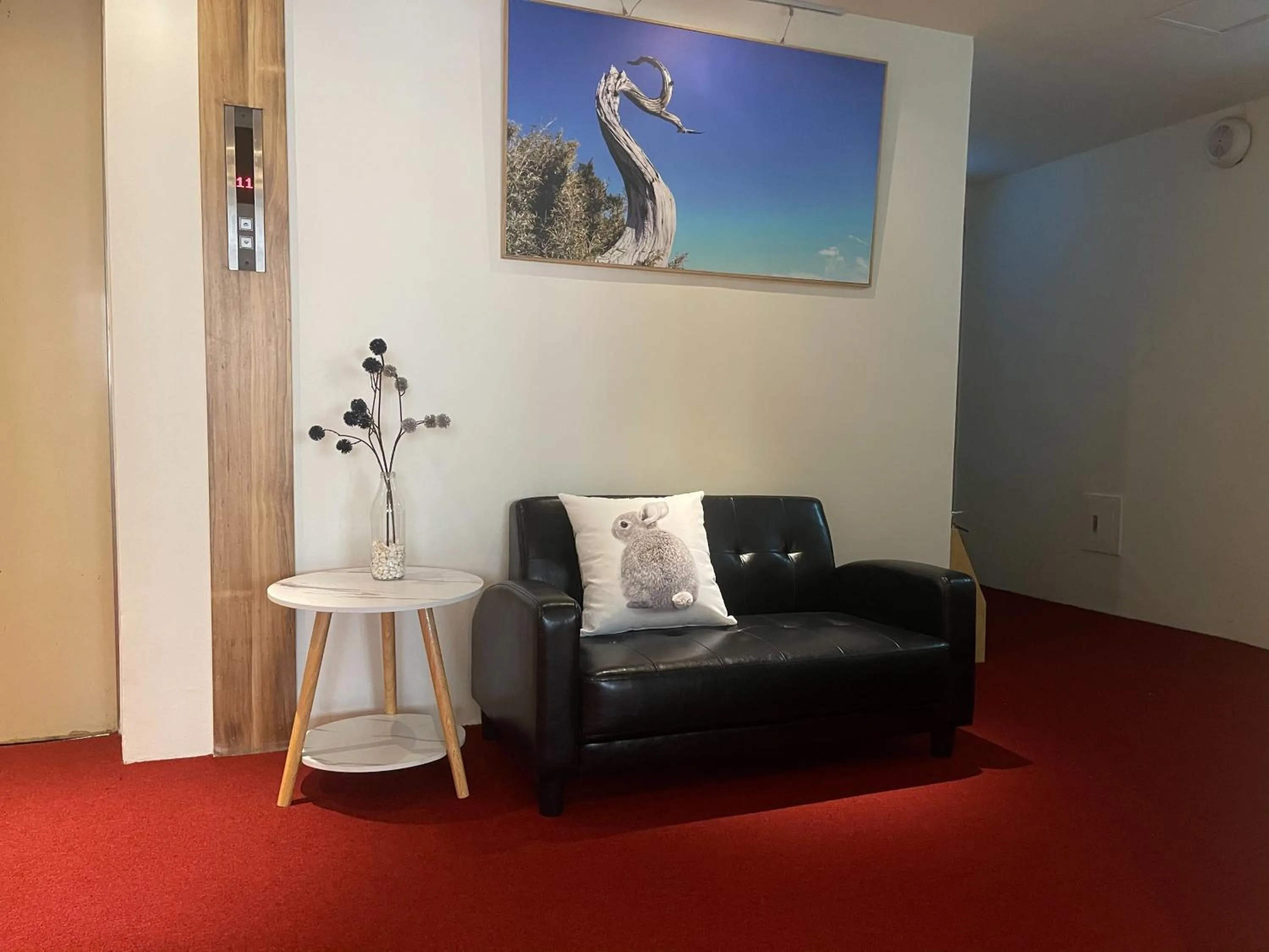 Seating area in River Hotel