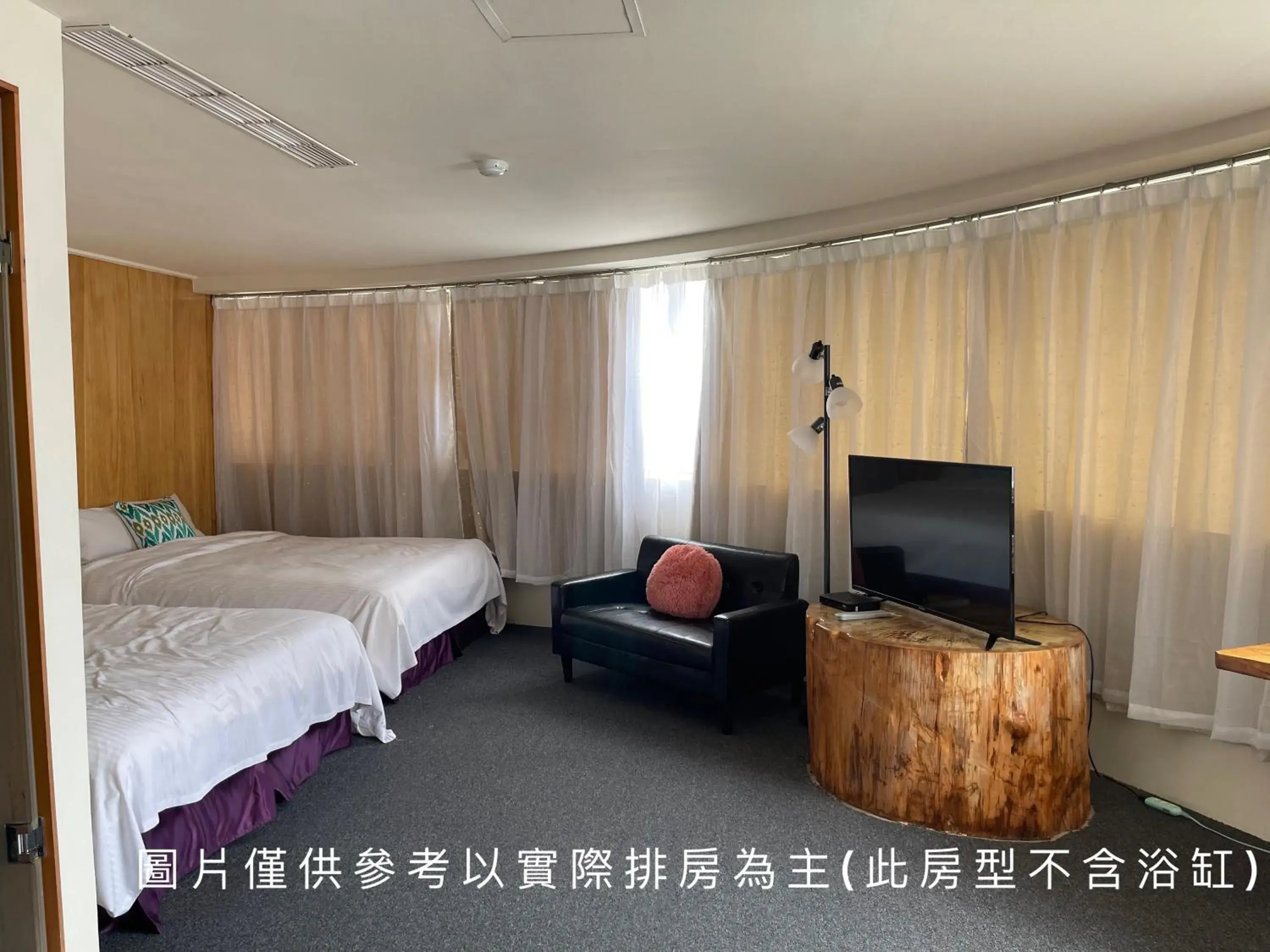 Bed in River Hotel Bed in River Hotel