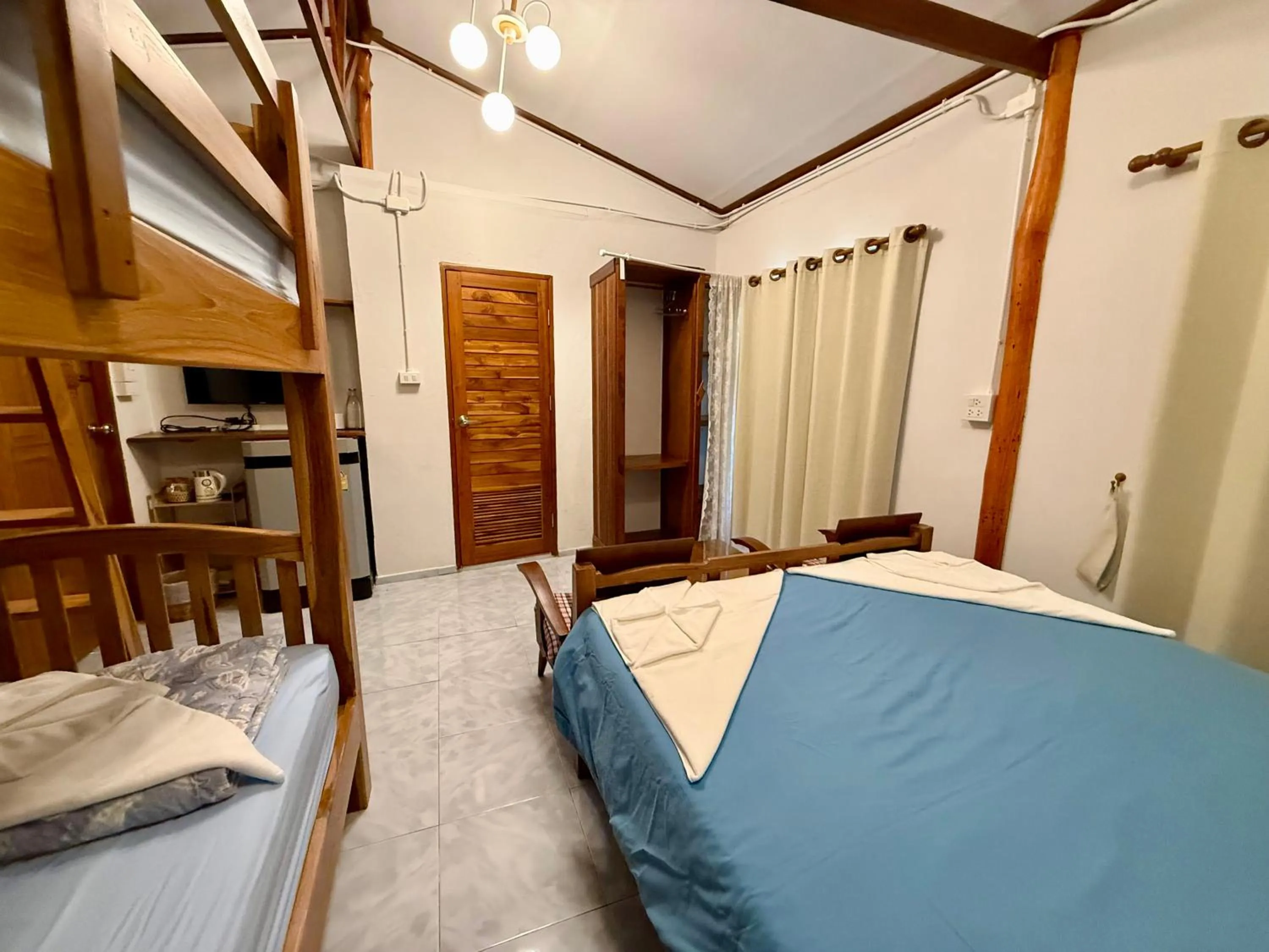 Bed in Baan Chan Lay Koh Chang