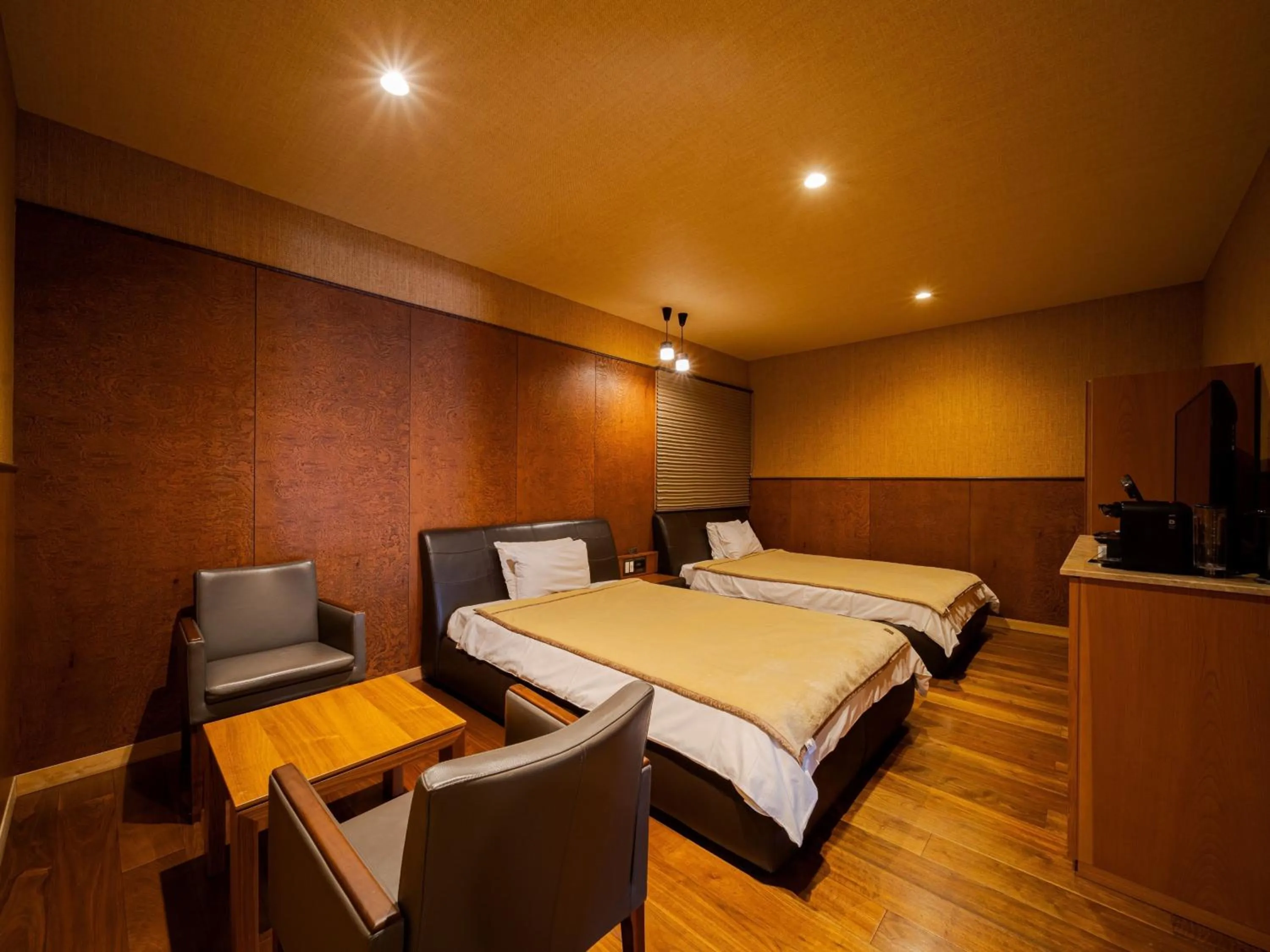 Photo of the whole room, Bed in Kannawaen