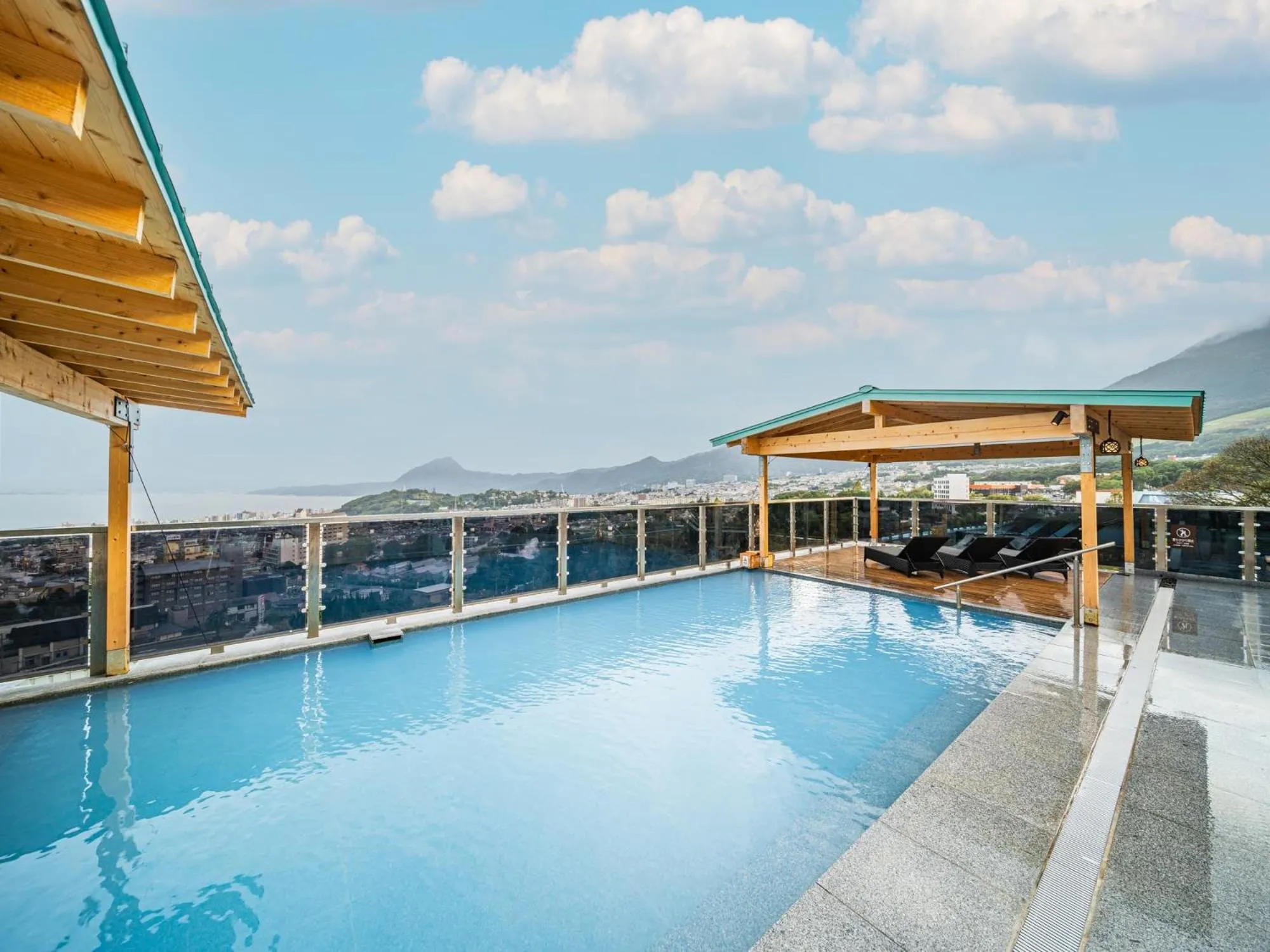 Public Bath in Kannawaen