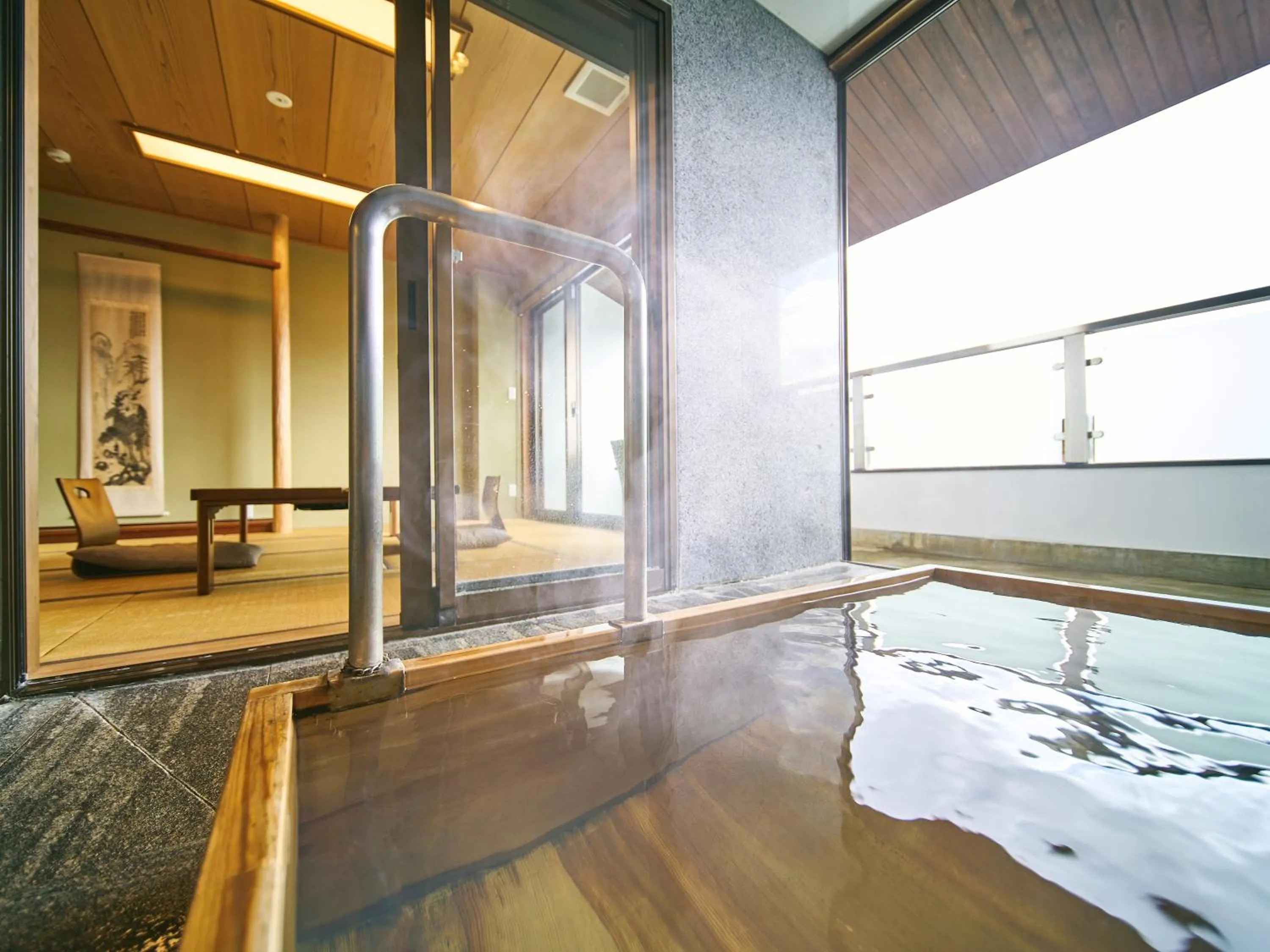 Hot Spring Bath in Kannawaen