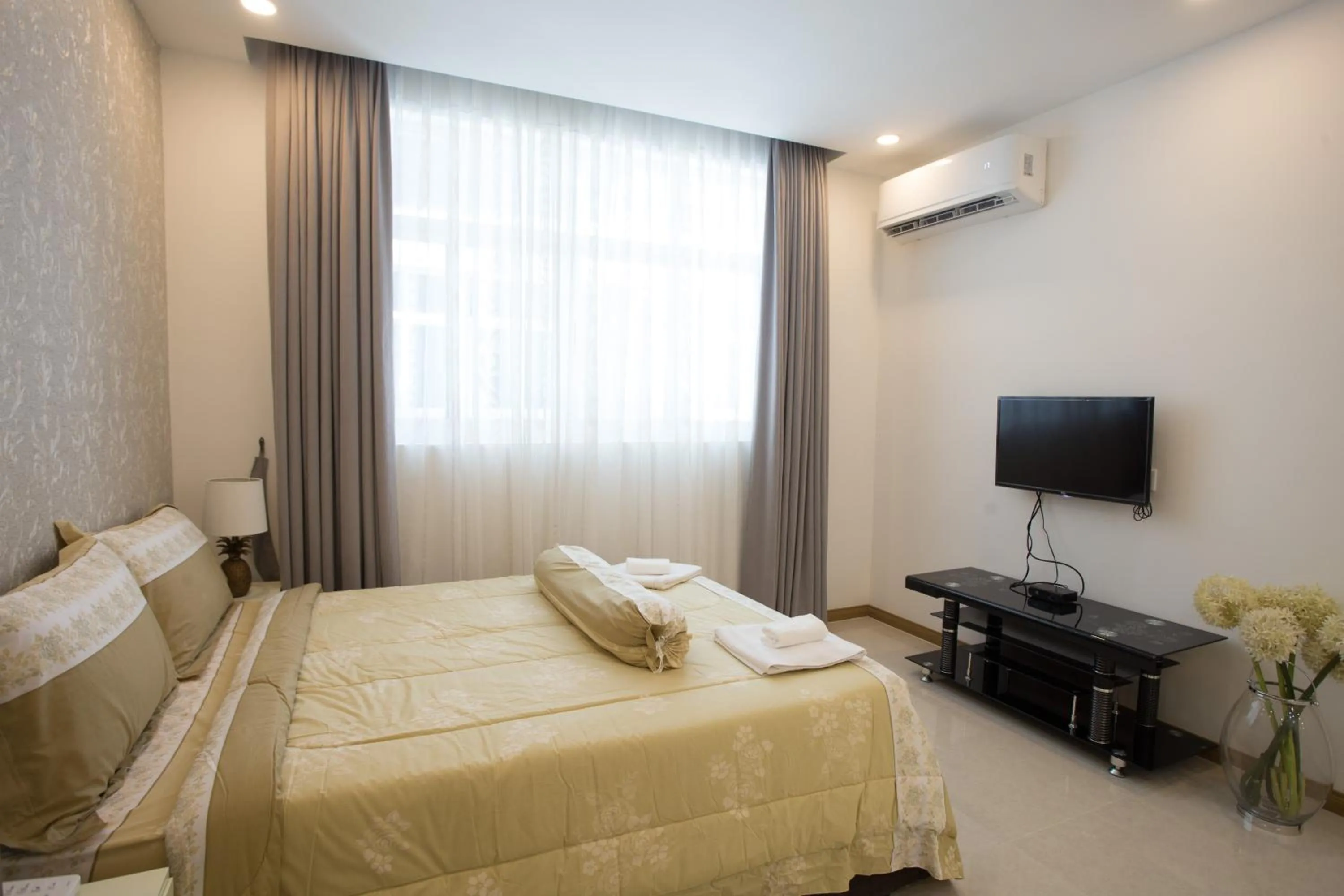 Bedroom, Bed in CA&SA Serviced Apartment