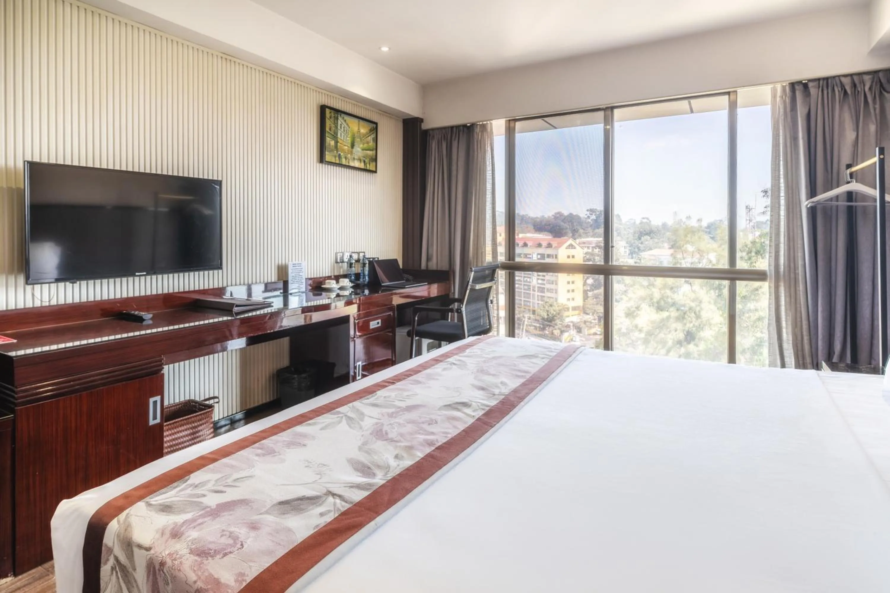 City view, Bed in Swiss Lenana Mount Hotel