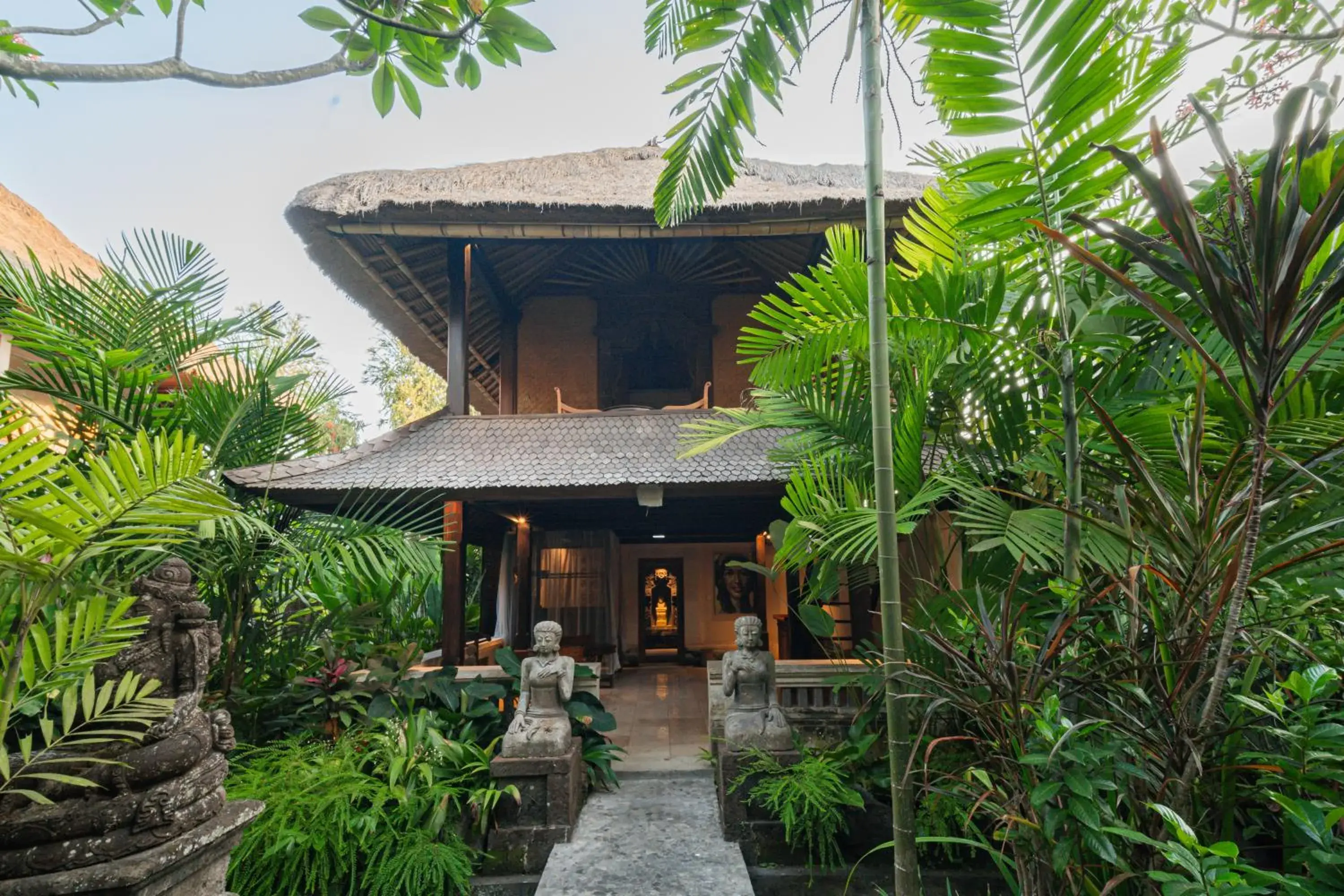 Property building in Honeymoon Guesthouse Property building in Honeymoon Guesthouse