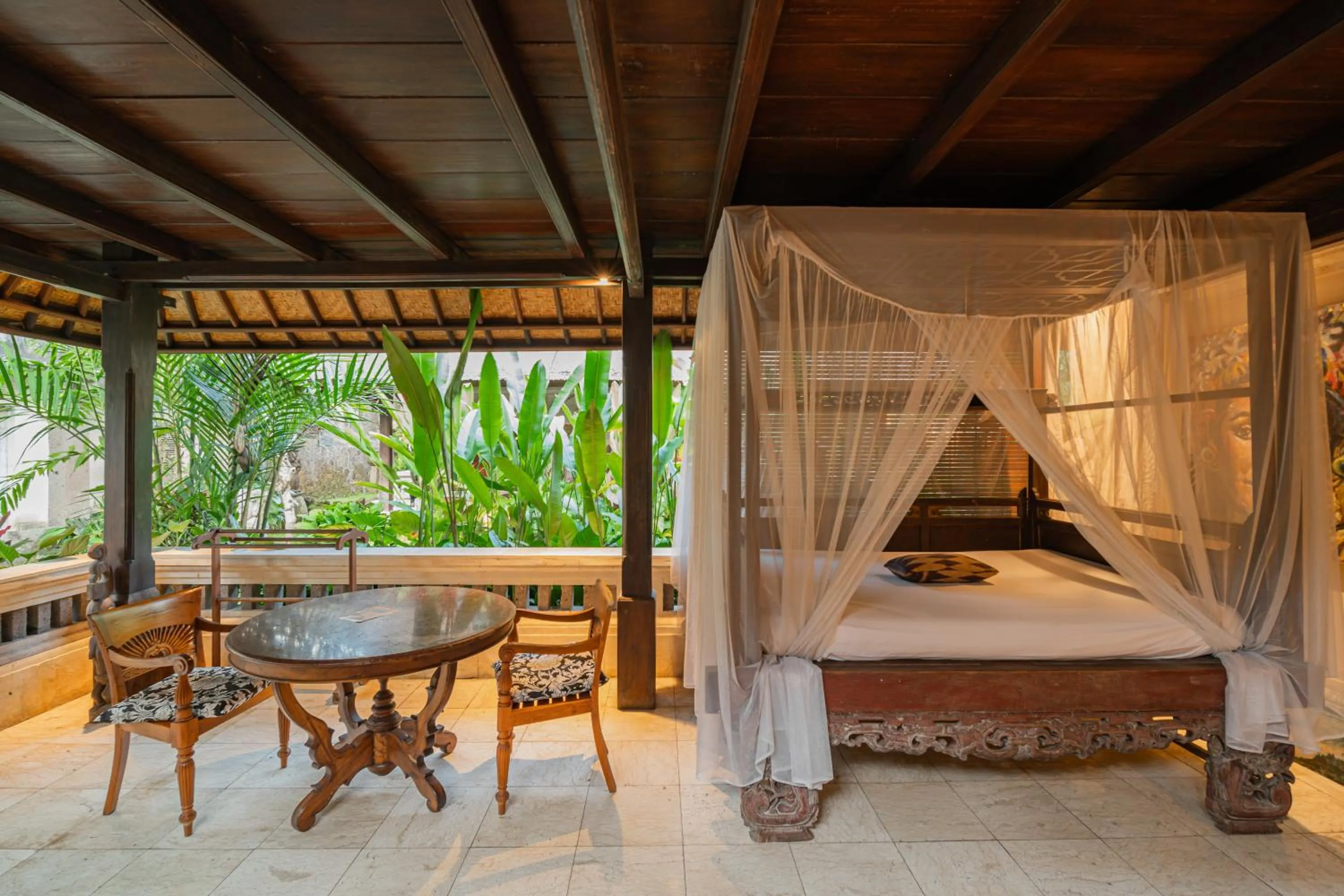 Balcony/Terrace, Bed in Honeymoon Guesthouse