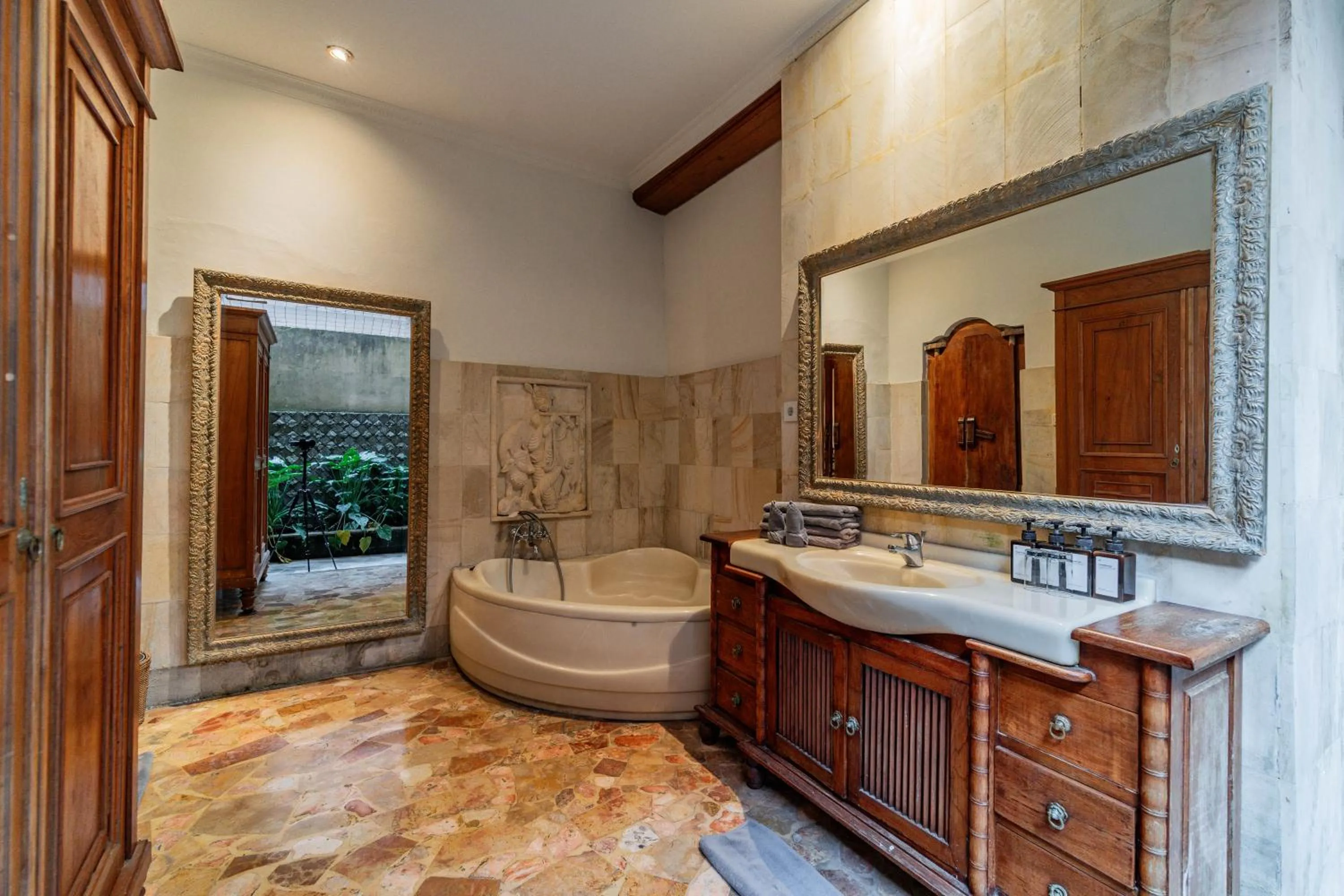 Bathroom in Honeymoon Guesthouse