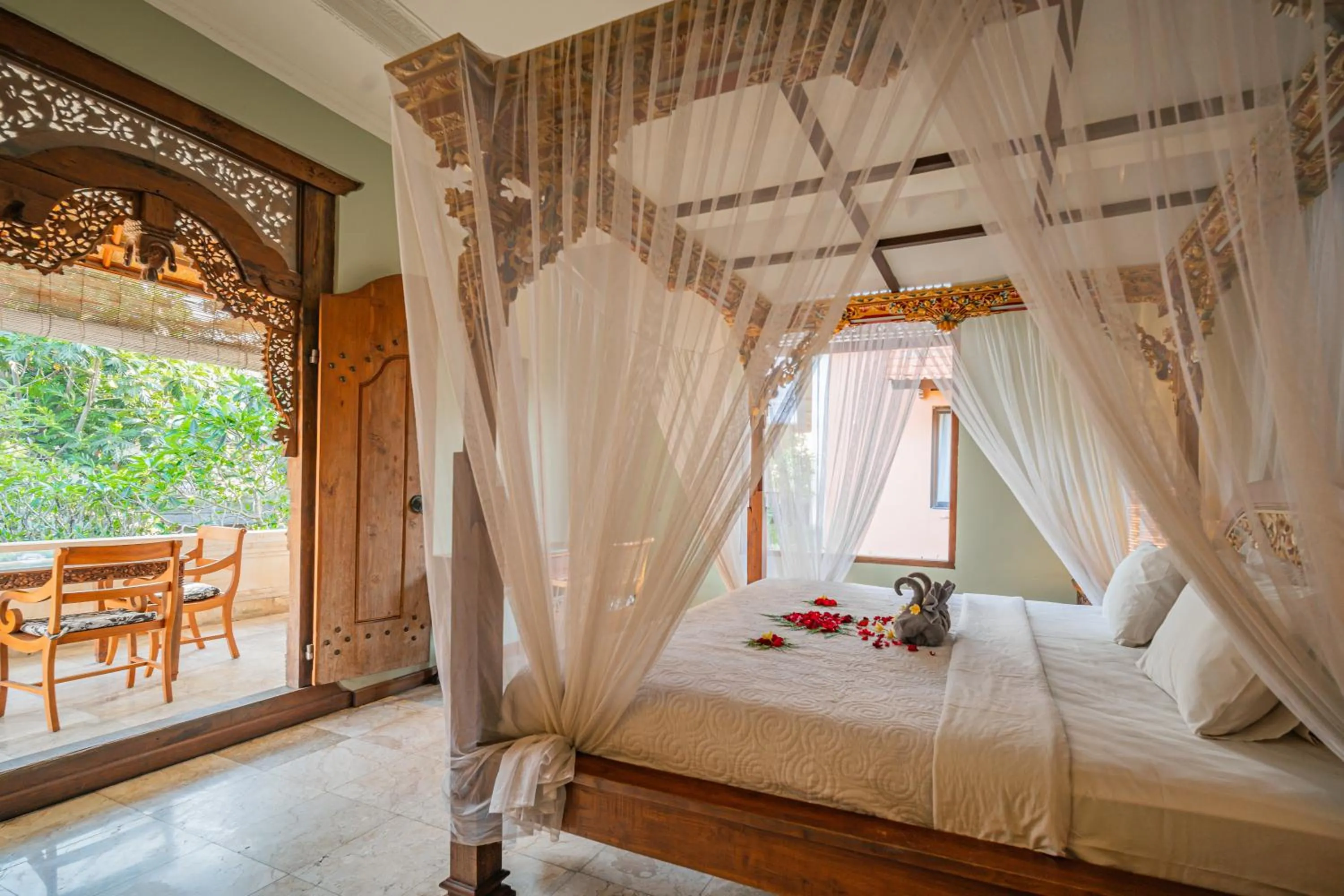 Bedroom, Bed in Honeymoon Guesthouse