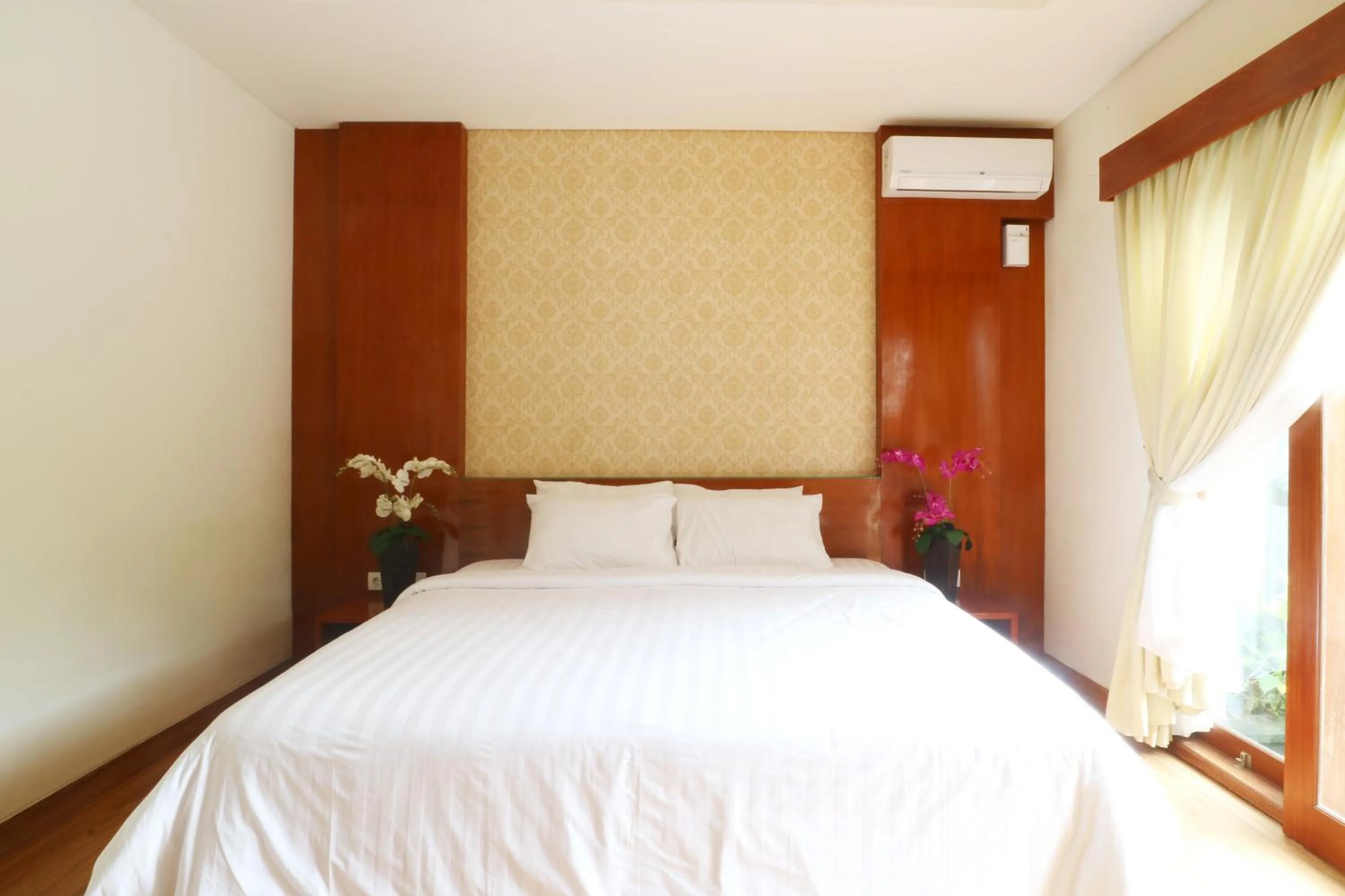 Bedroom, Bed in The Umah Pandawa Hotel and Villas