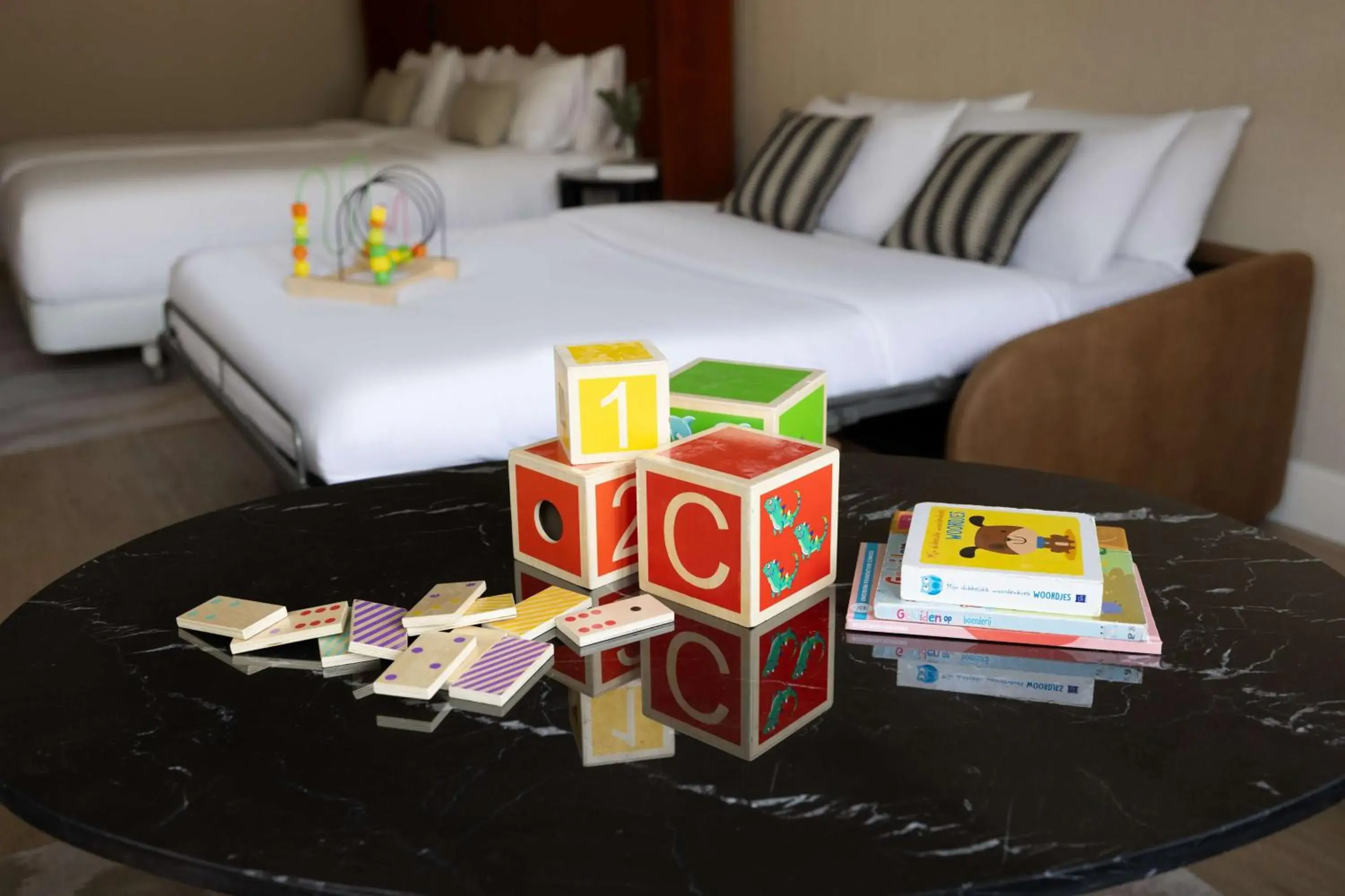 Family Room in NH Collection Gent Family Room in NH Collection Gent