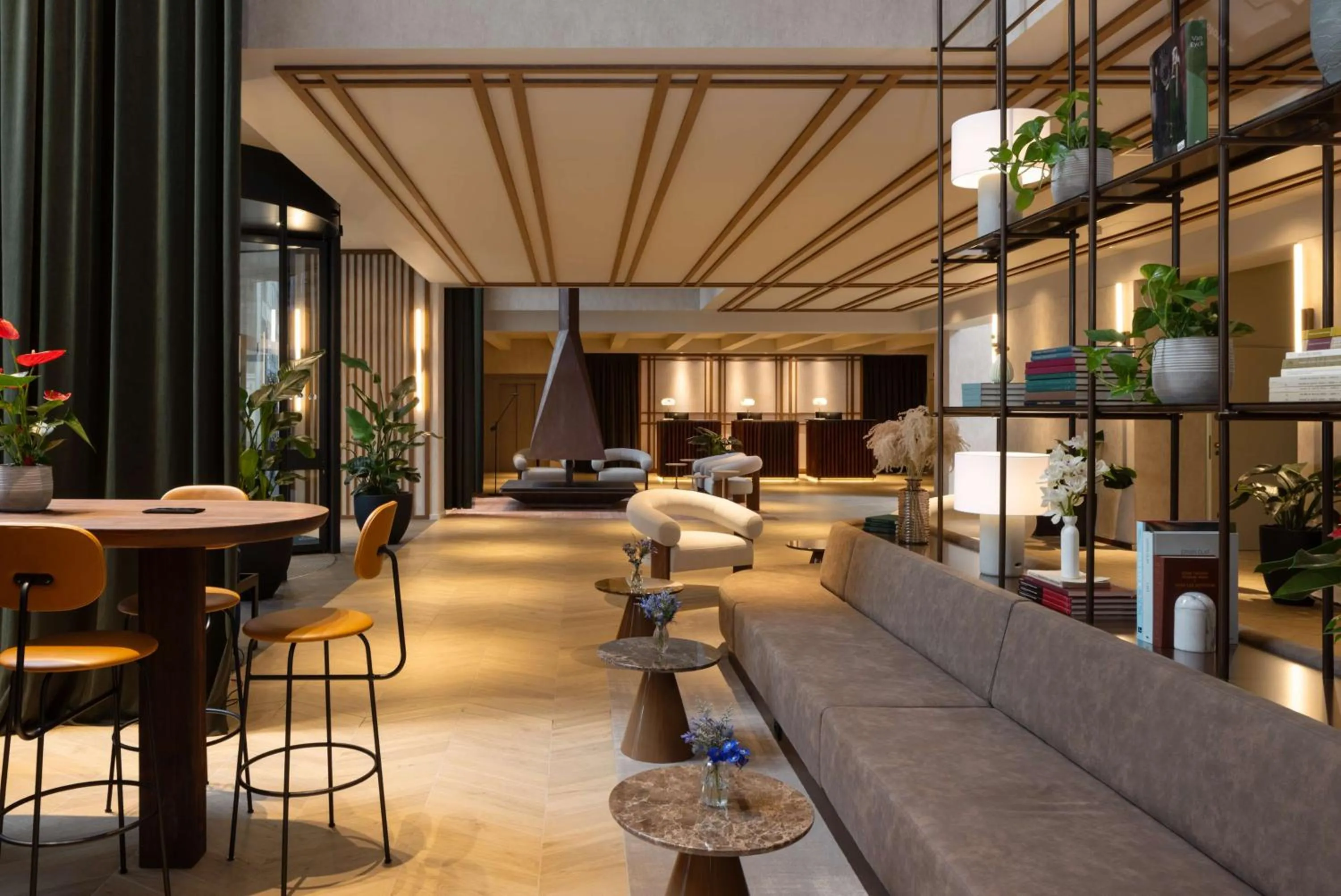 Lobby or reception in NH Collection Gent