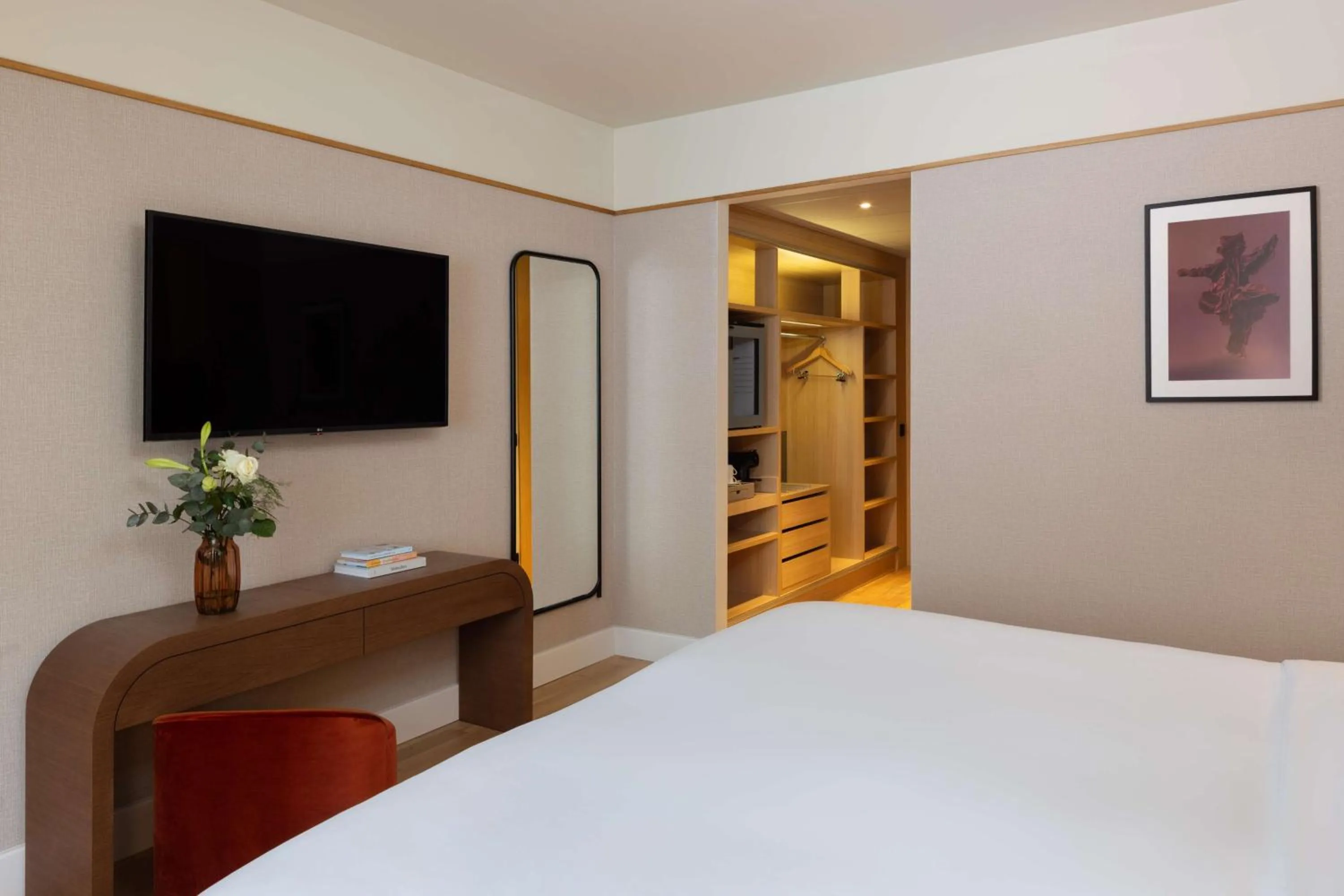 Bedroom, Bed in NH Collection Gent