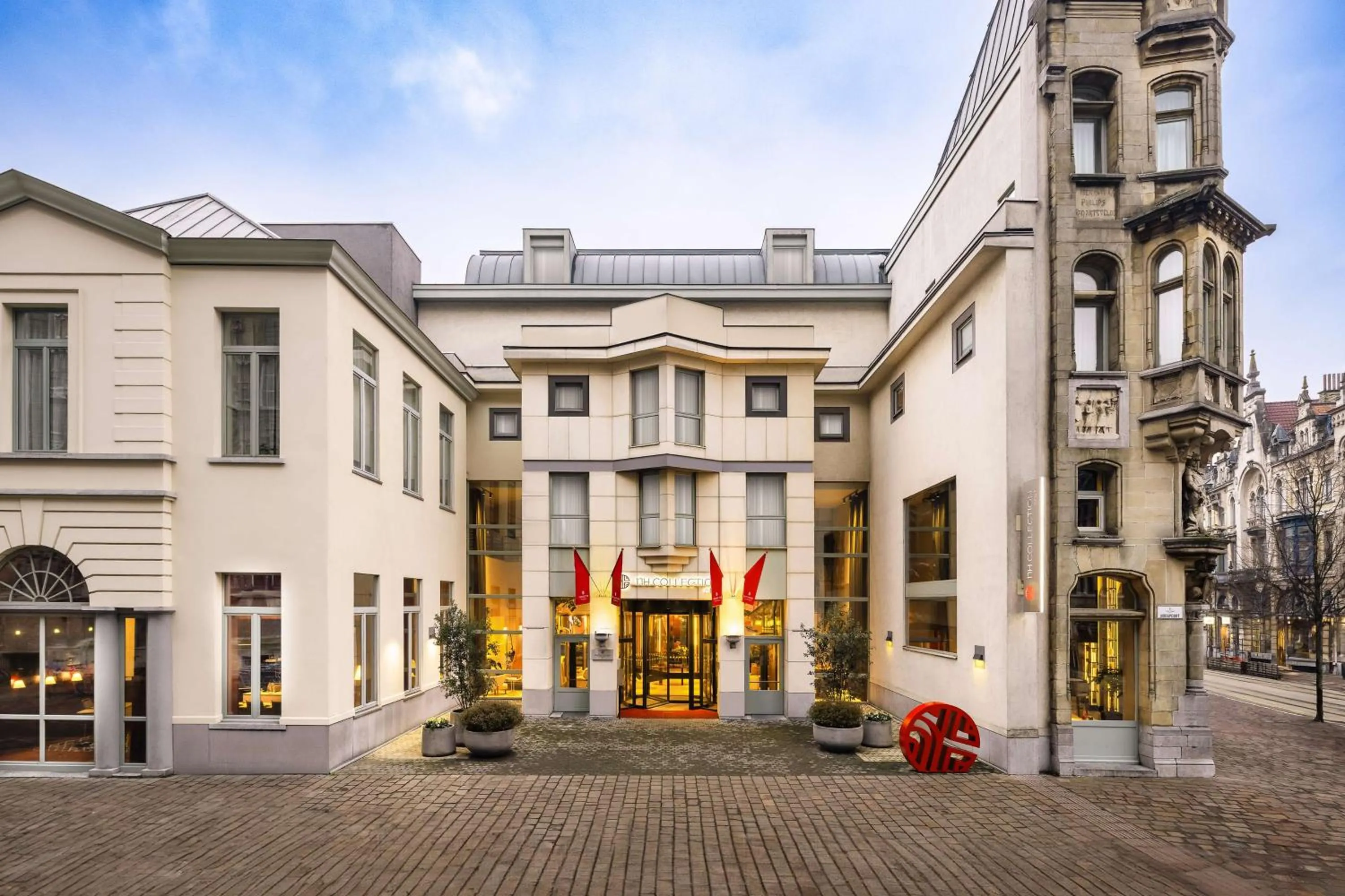 Property building in NH Collection Gent