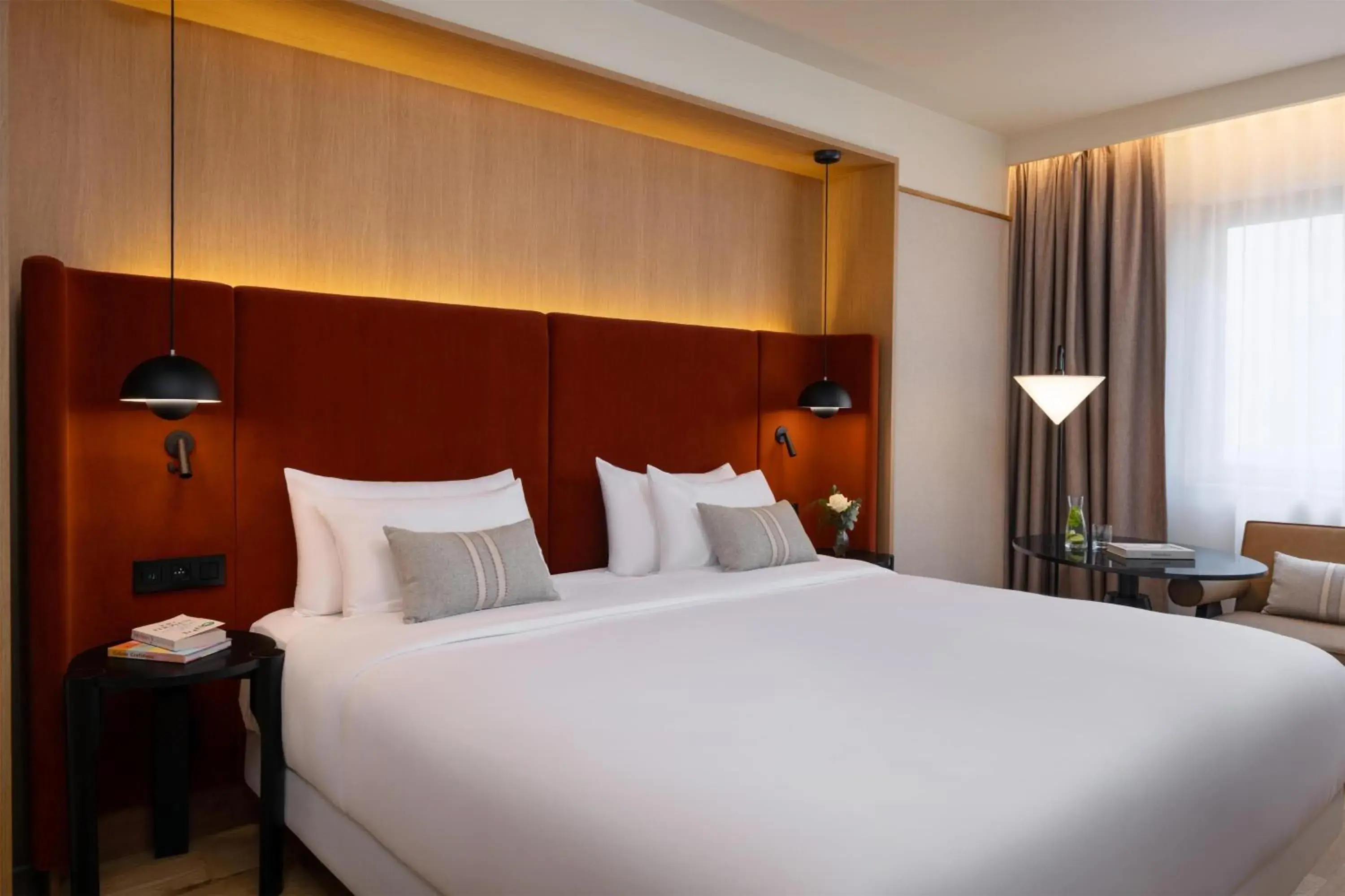 Superior Double or Twin Room in NH Collection Gent Superior Double or Twin Room in NH Collection Gent