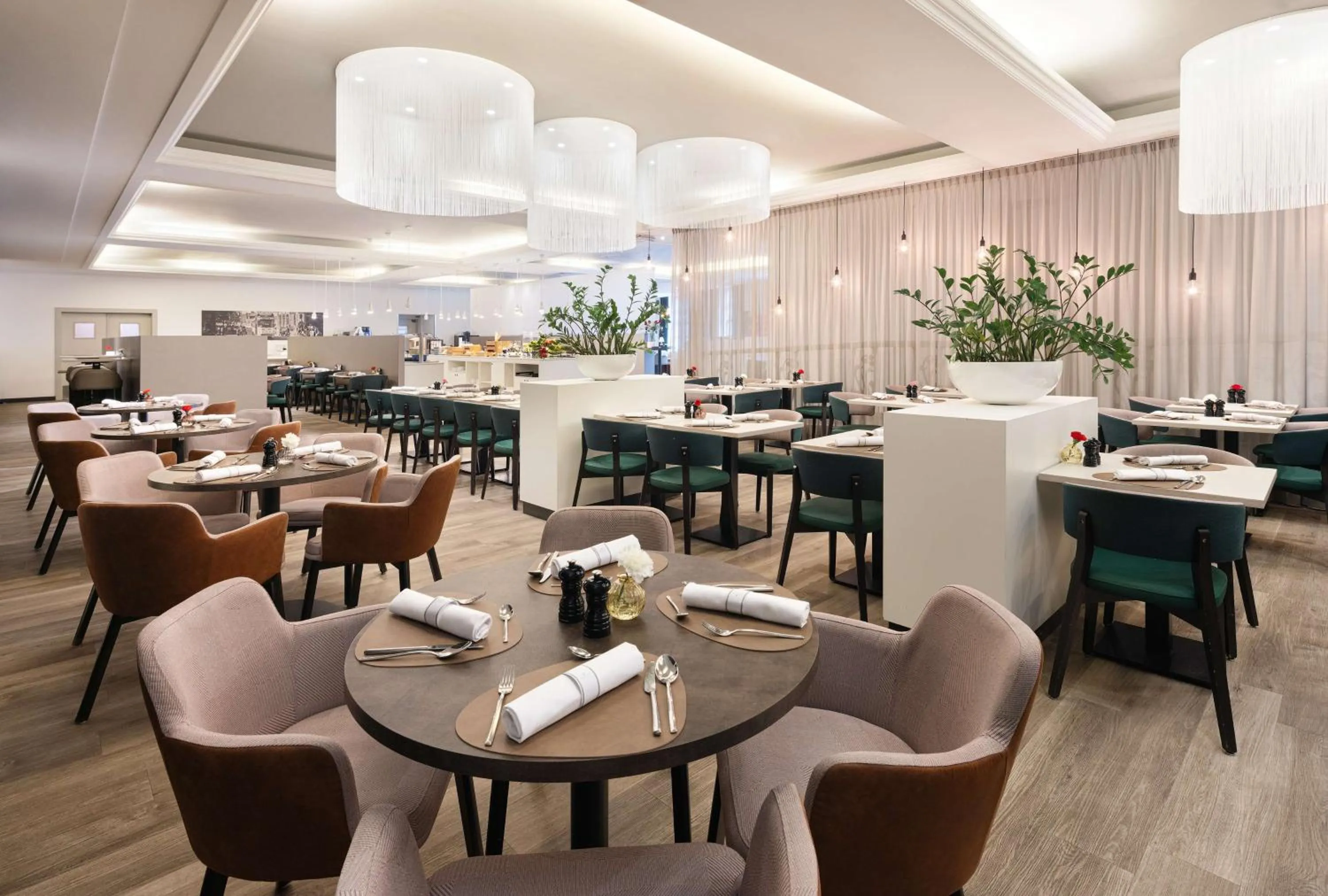 Restaurant/places to eat in NH Collection Gent