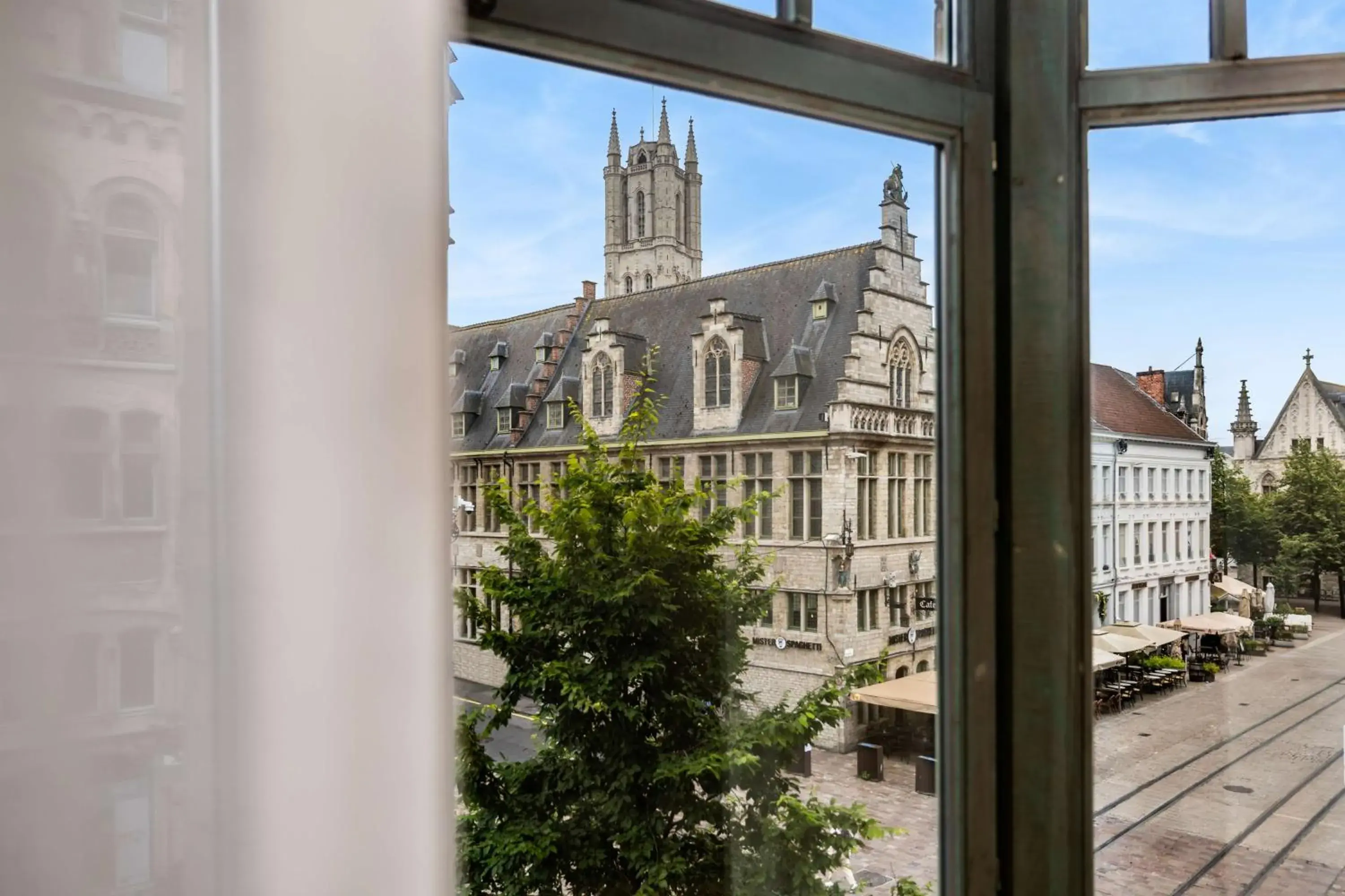 Property building in NH Collection Gent Property building in NH Collection Gent