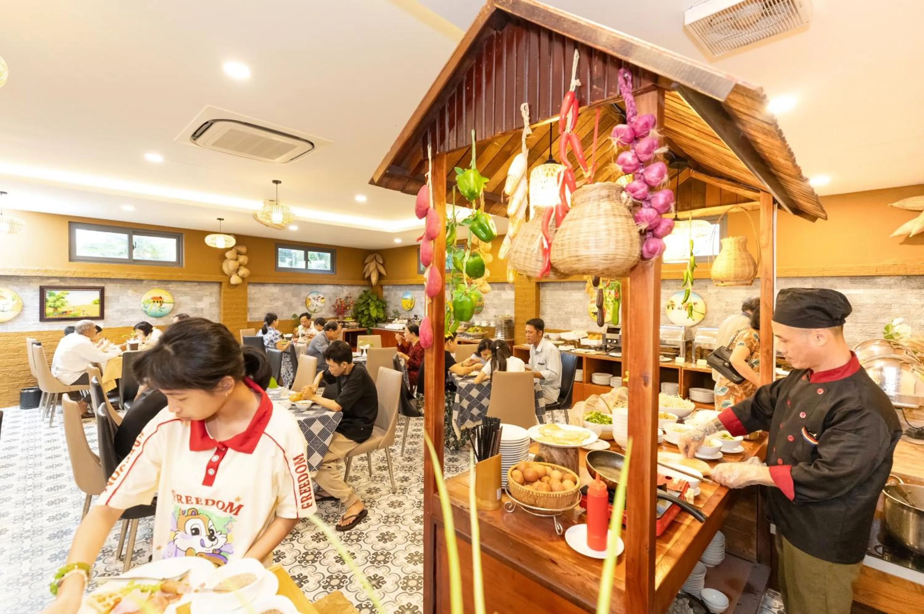 Restaurant/places to eat in Luxor Boutique Hotel Phu Quoc