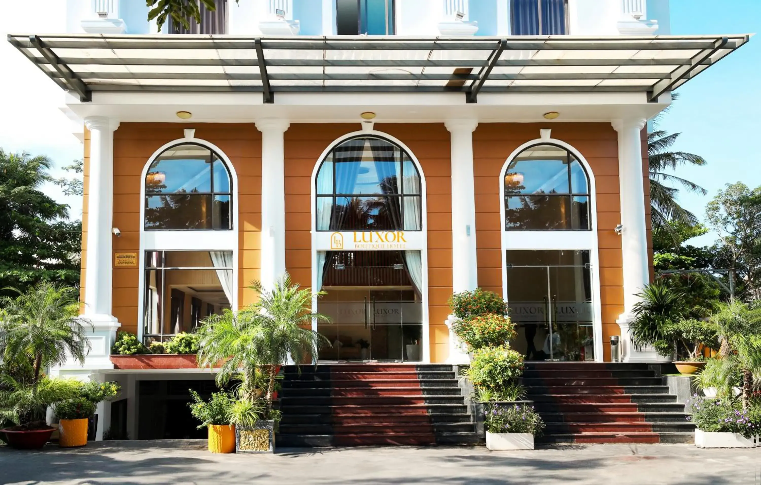 Property building in Luxor Boutique Hotel Phu Quoc Property building in Luxor Boutique Hotel Phu Quoc