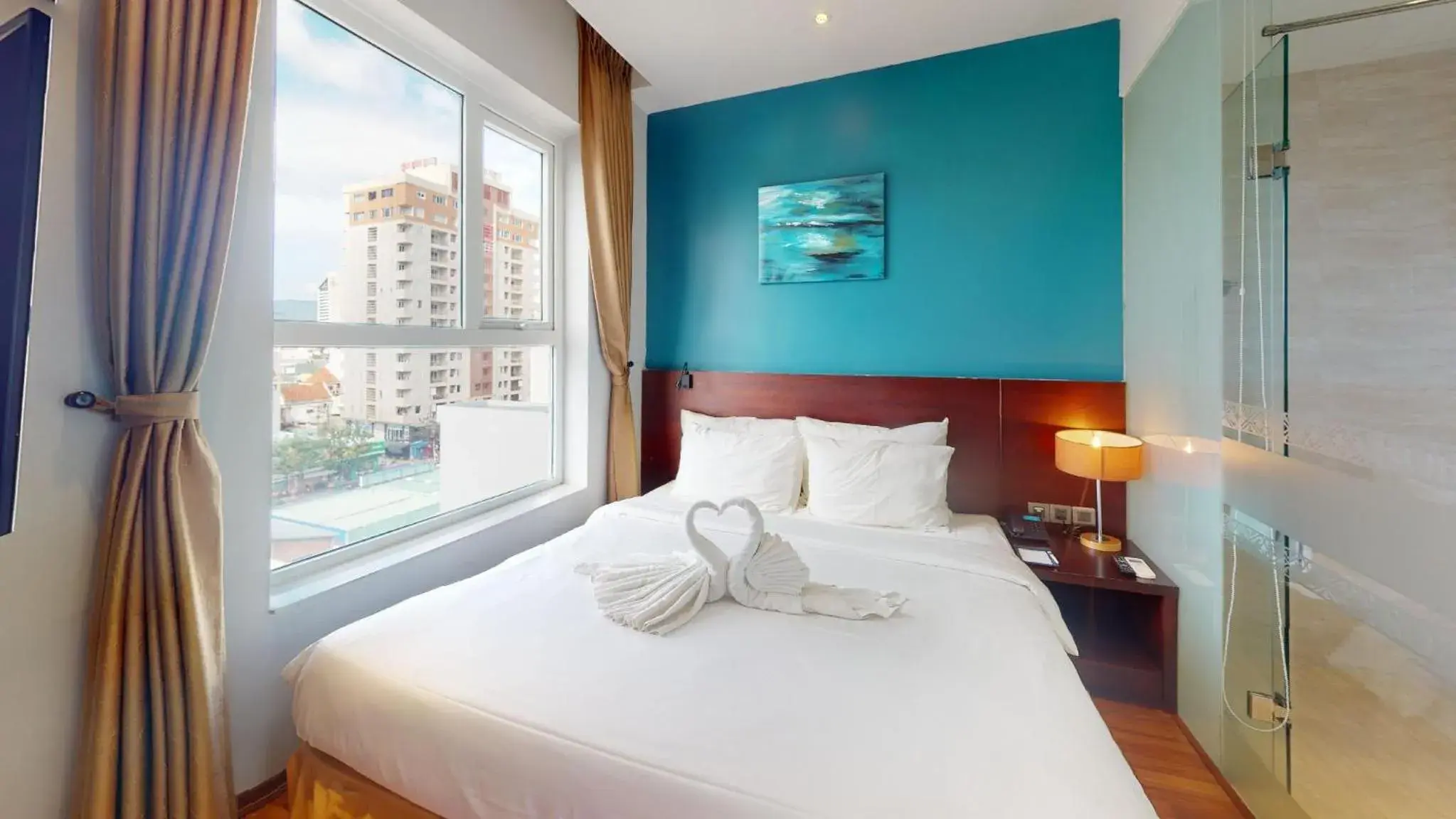 Bed in Sofia Suite Hotel & Spa Danang - Free Craft Beer and 20 minute Spa per room Bed in Sofia Suite Hotel & Spa Danang - Free Craft Beer and 20 minute Spa per room