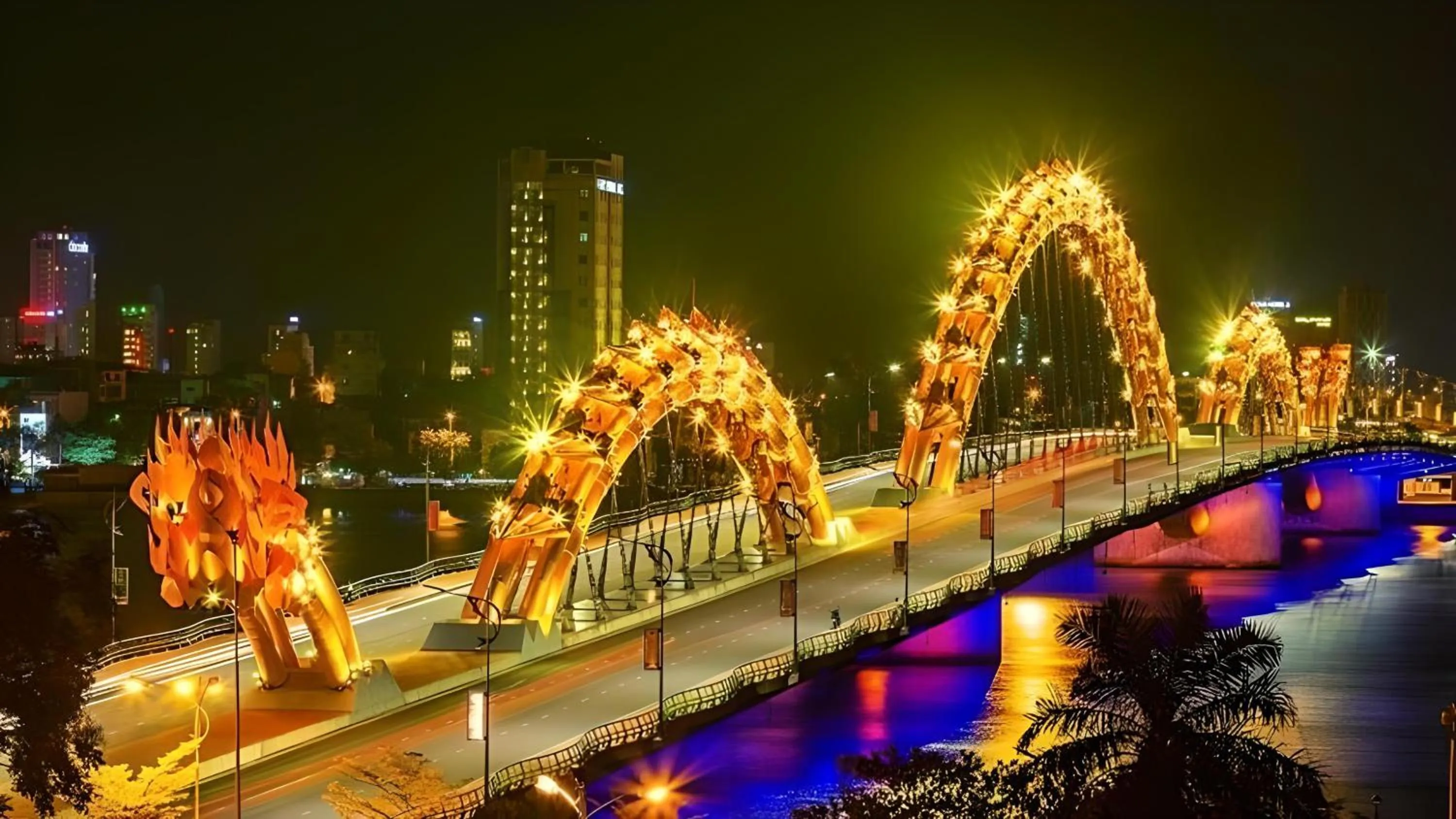 Activities in Sofia Suite Hotel & Spa Danang - Free Draught Beer and 20 minute Spa per room